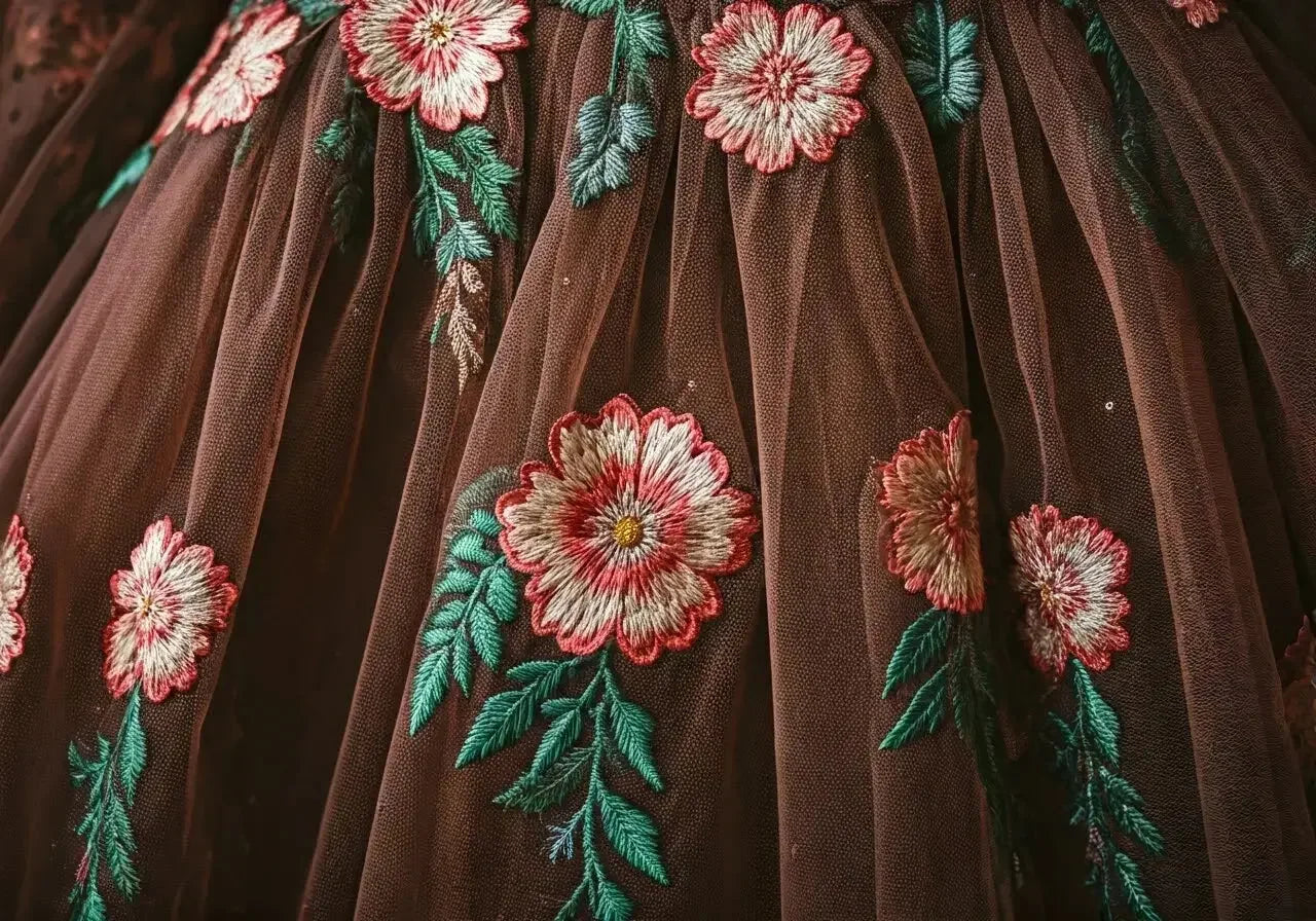 15 Ways Embroidery Overlay Can Transform Your Modest Outfits - Palestinian Elegance