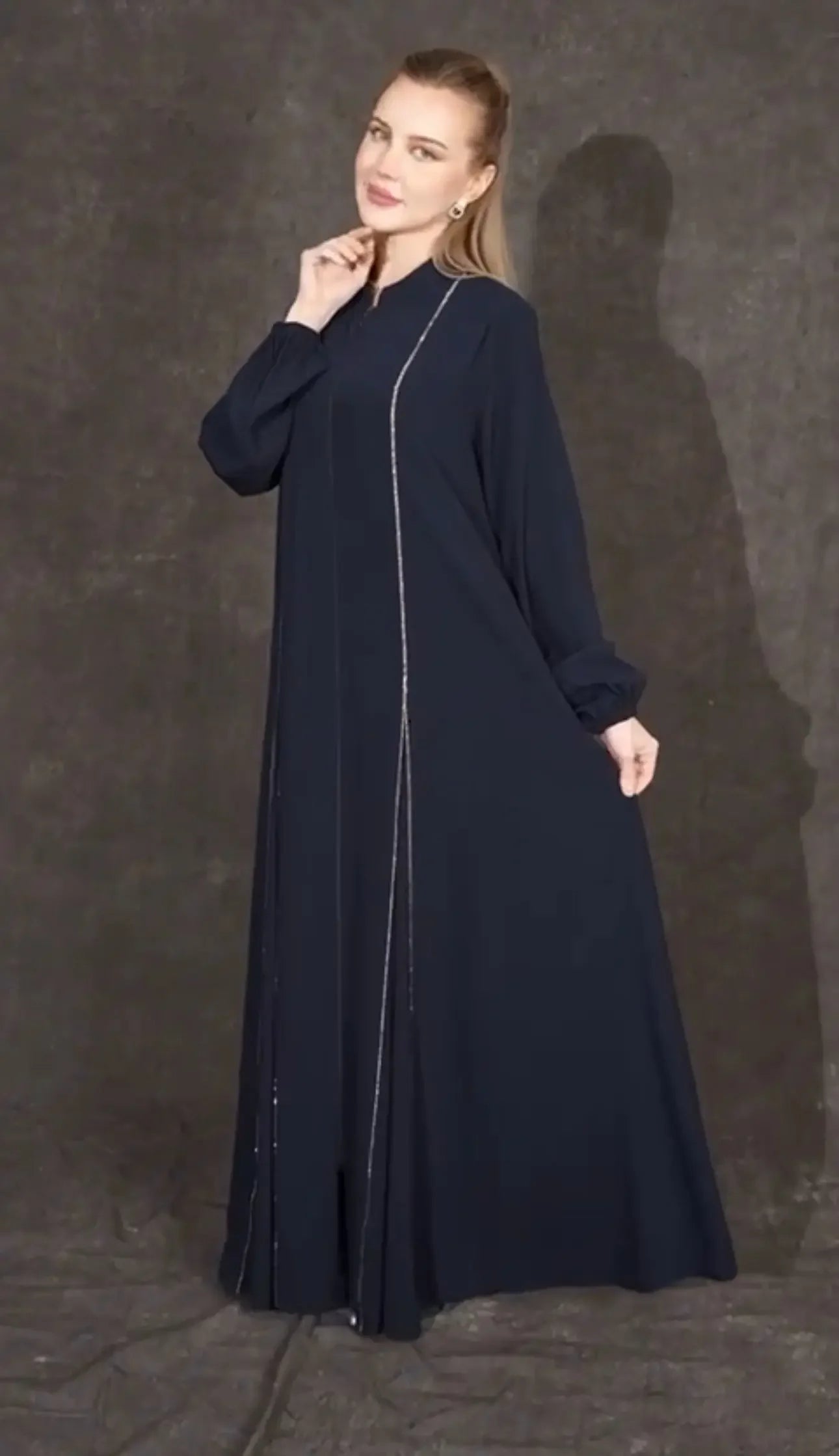 Maxi Yurio Abaya: Traditional Modesty Meets Modern Style - Palestinian Elegance
