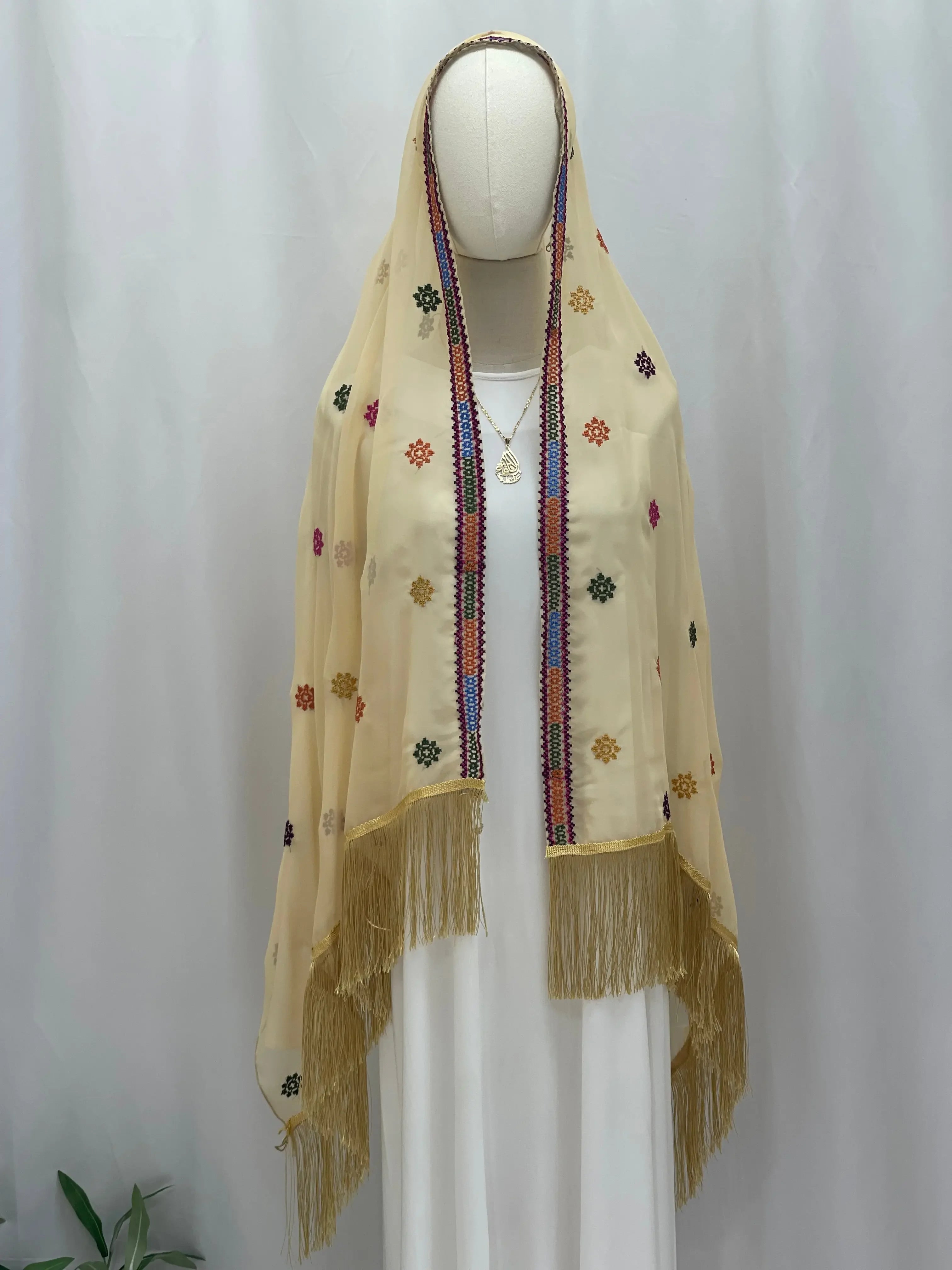 Elegance and Warmth: Embroidered Khirka-Shwal Palestinian Elegance