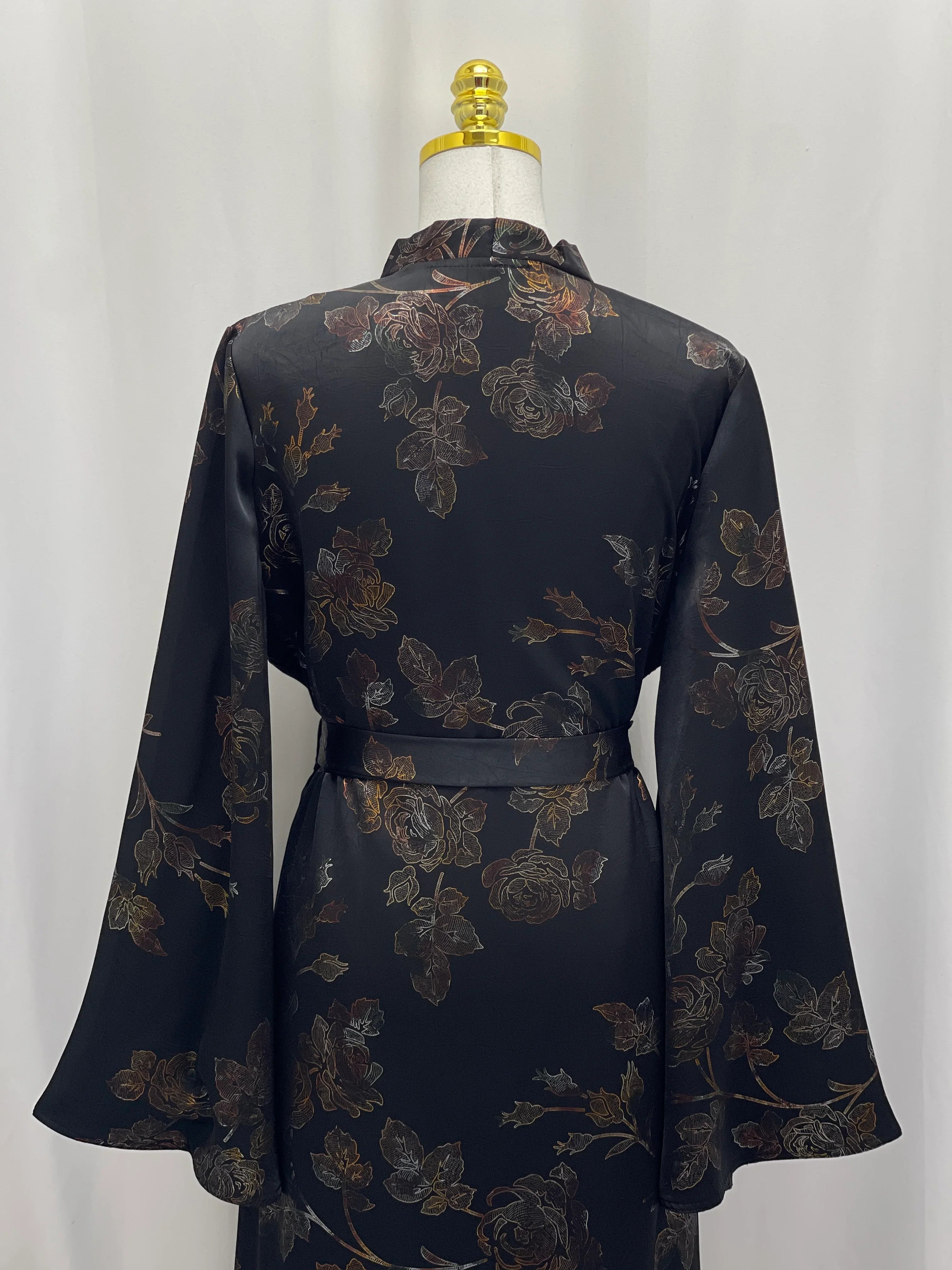 Golden Garden Abaya – Timeless Luxury & Grace