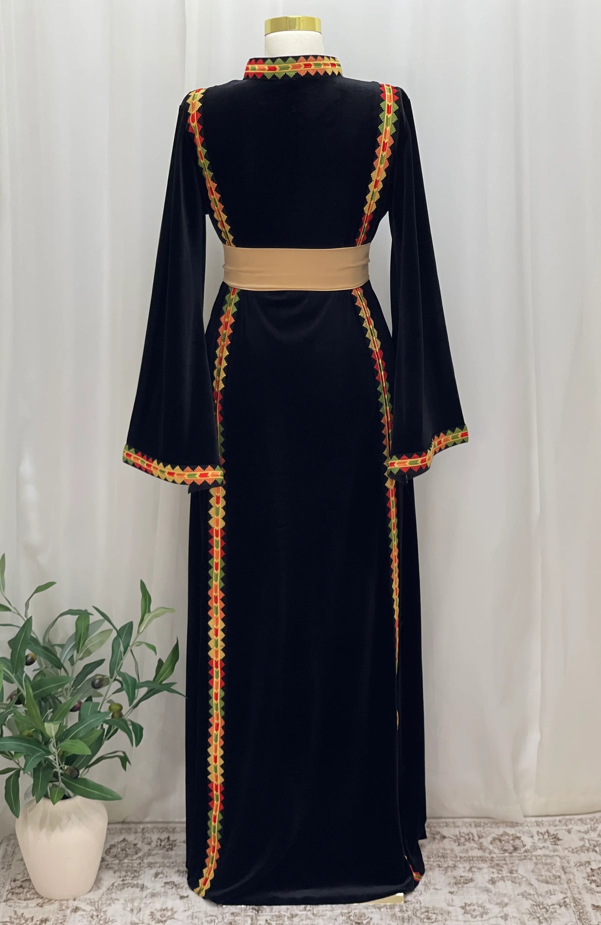 Manajel Grace Velvet Thobe - Palestinian Elegance