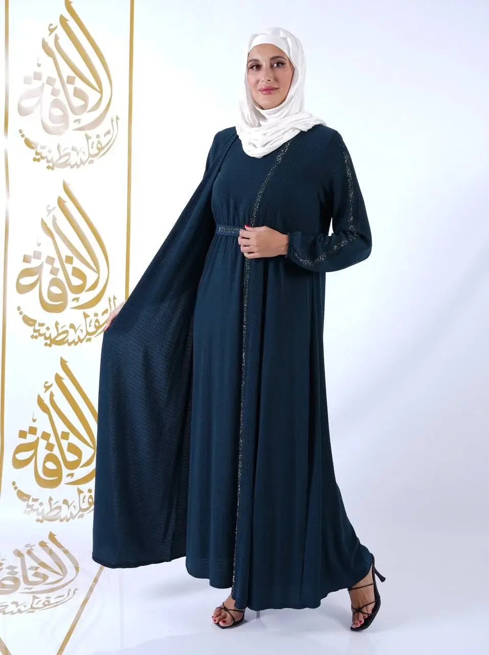 Classic Abaya: Timeless Elegance and Sophisticated Style Palestinian Elegance