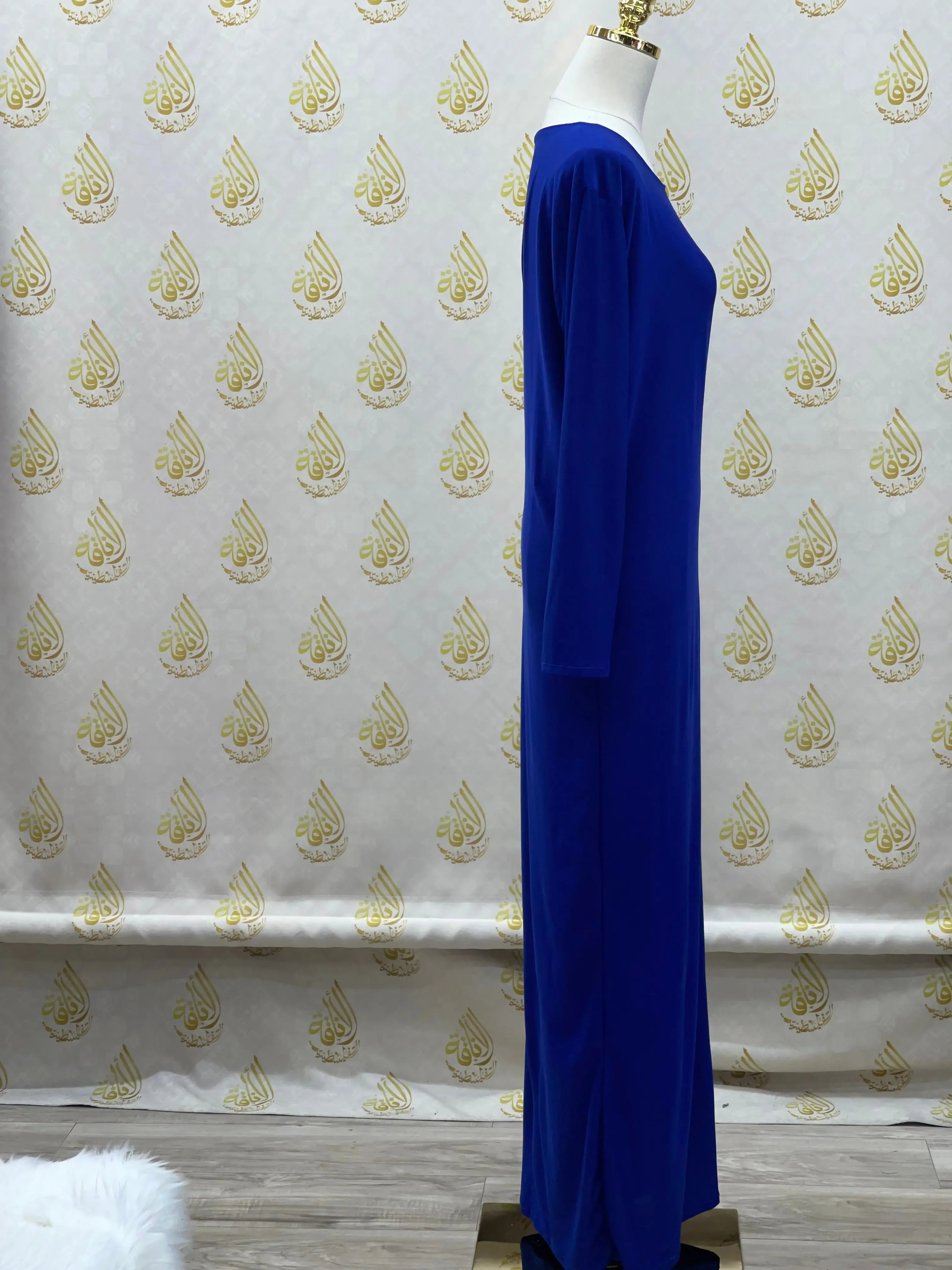 Basic Solid Dress: Versatile Elegance and Everyday Comfort palestinian elegance