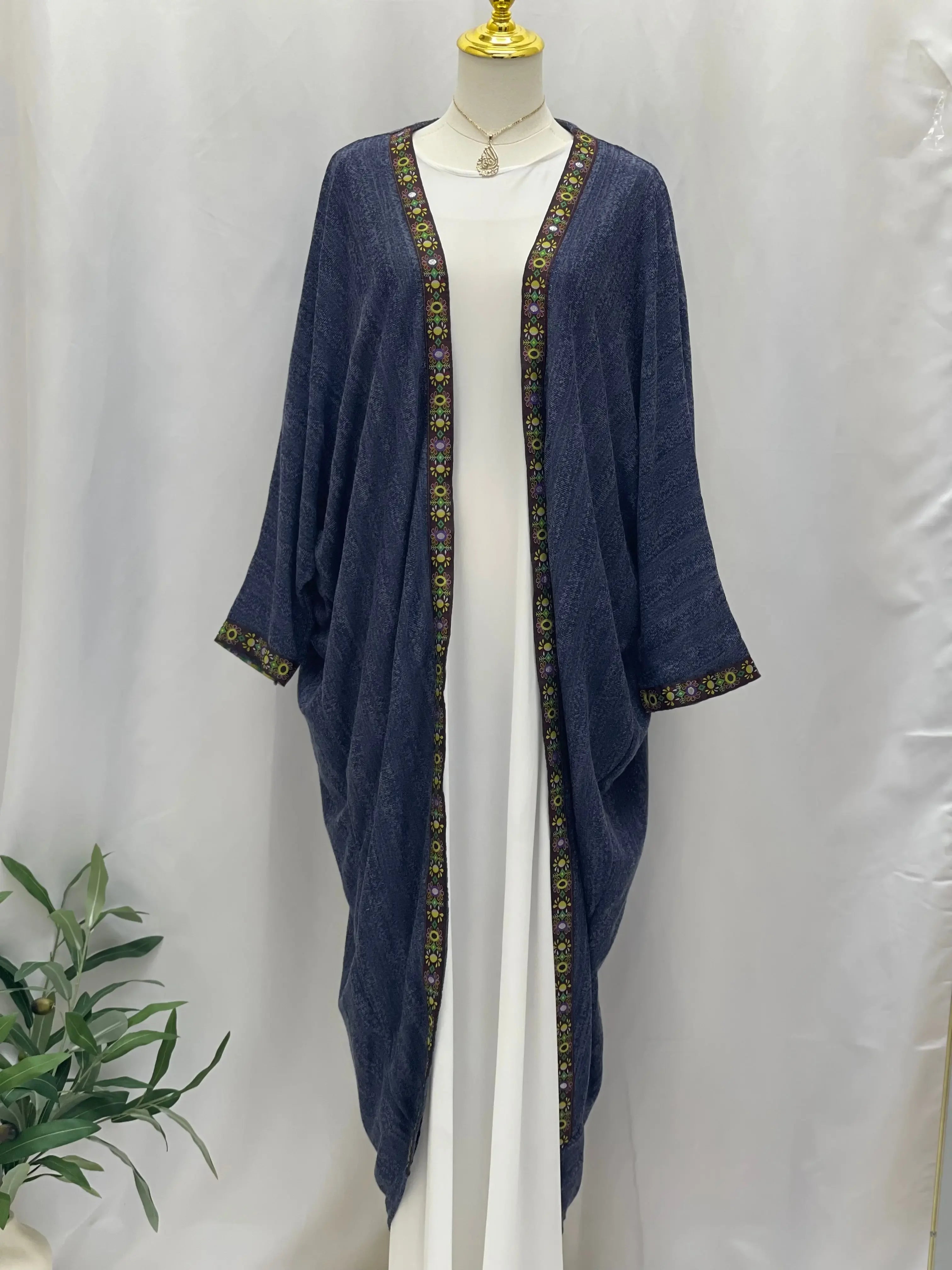 Timeless Comfort: Dalal Cardigan Palestinian Elegance