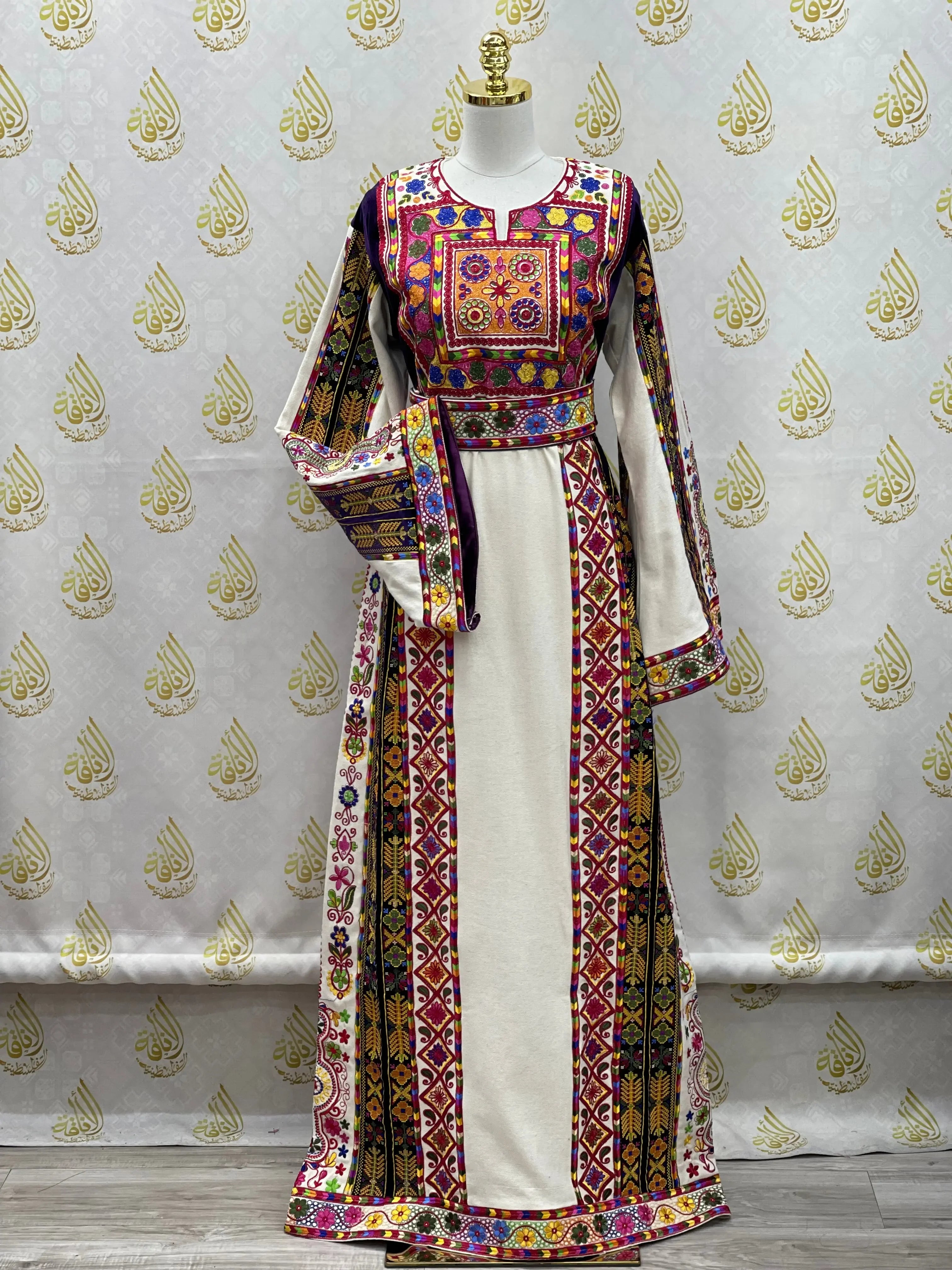 Embroidery Etamin Thoub: Ultimate Luxury and Sophistication Palestinian Elegance