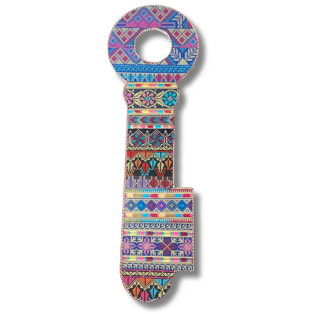 Key-Shaped Tatreez Home Decor - High-Quality Craftsmanship Palestinian Elegance