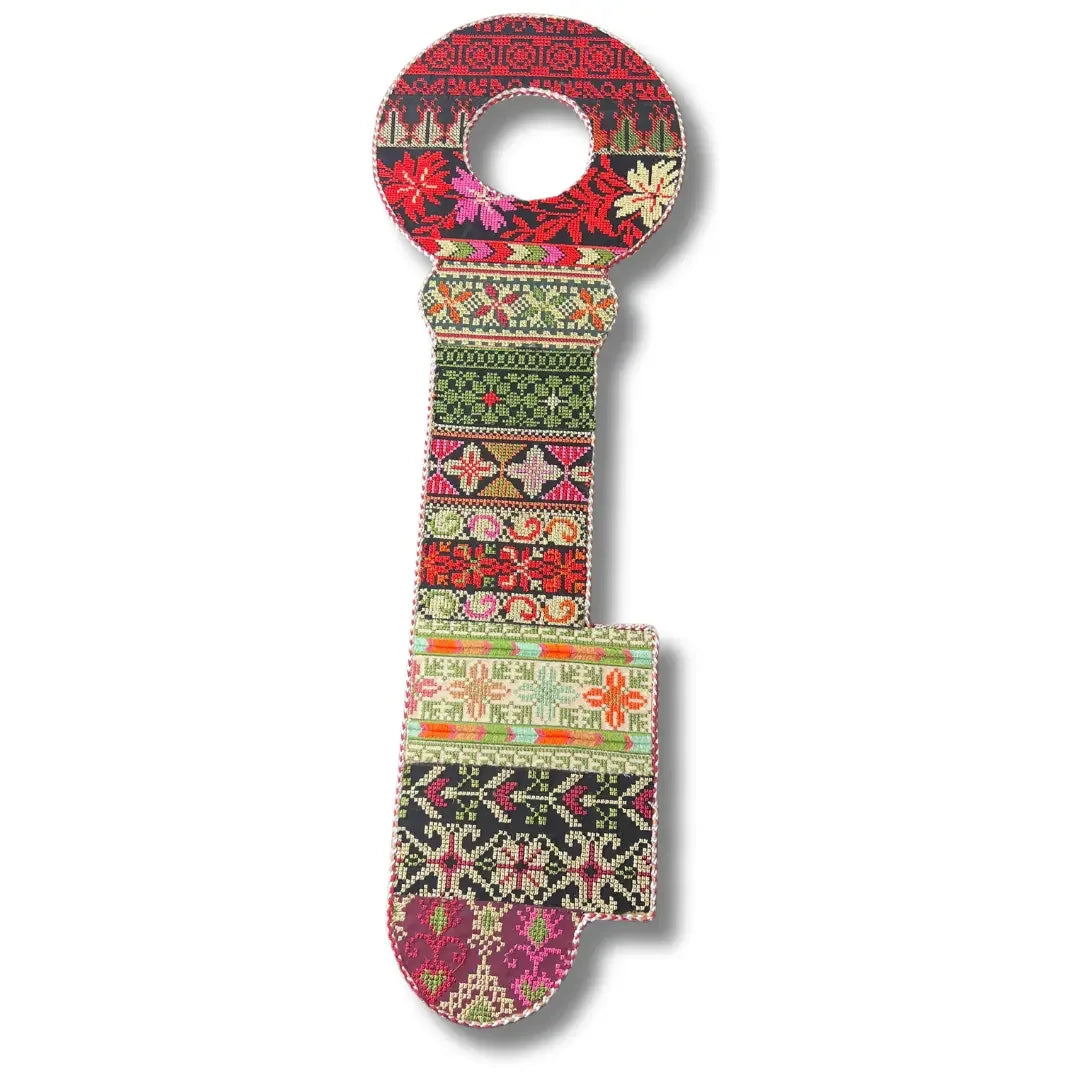 Key-Shaped Tatreez Home Decor - High-Quality Craftsmanship Palestinian Elegance