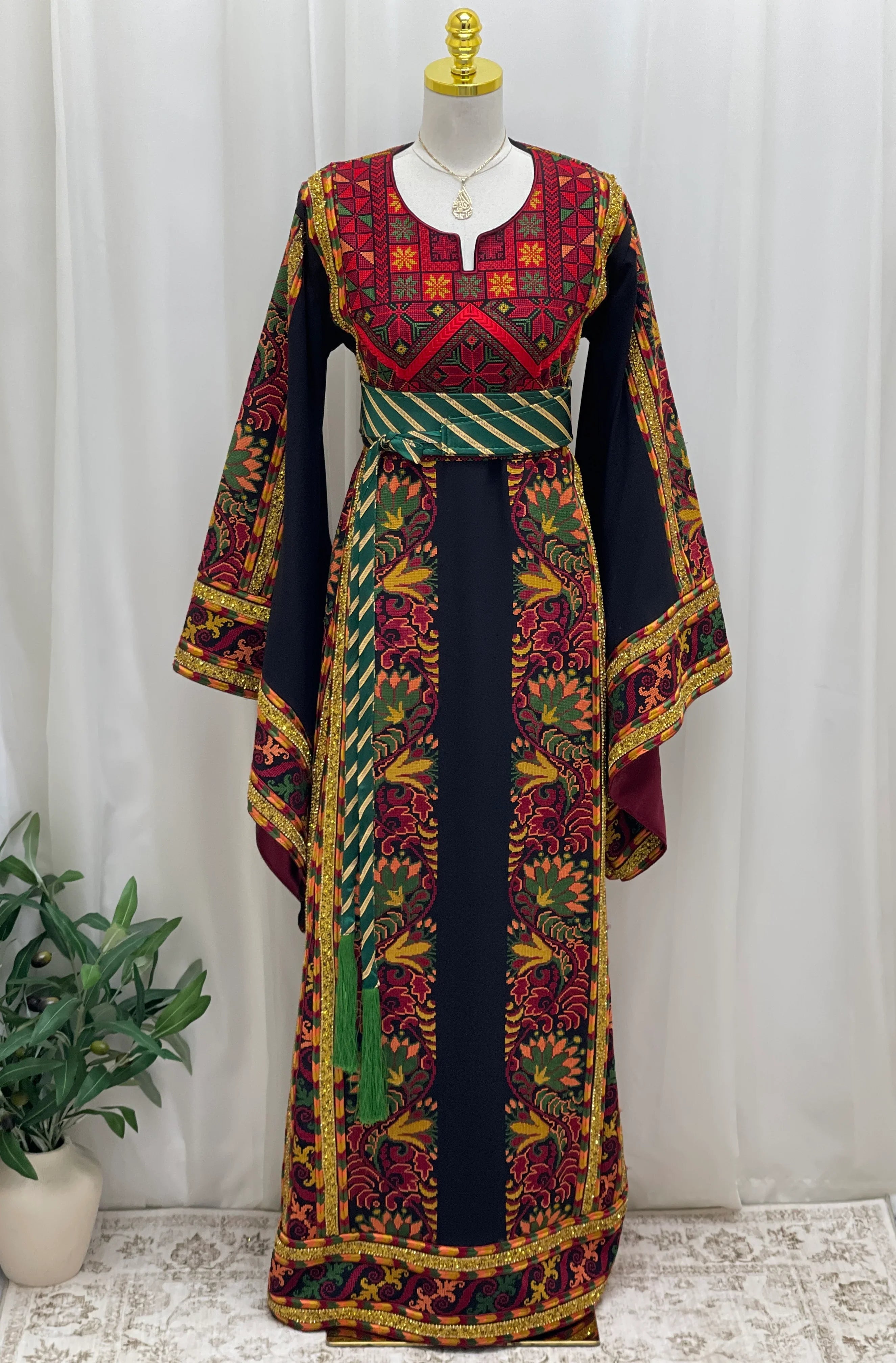 Sultanah Noir Couture Thobe-elegant couture piece designed