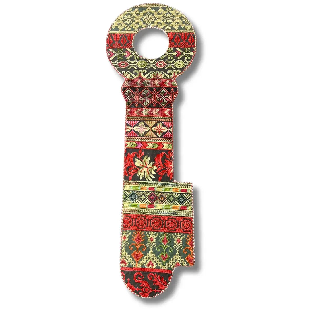 Key-Shaped Tatreez Home Decor - High-Quality Craftsmanship Palestinian Elegance