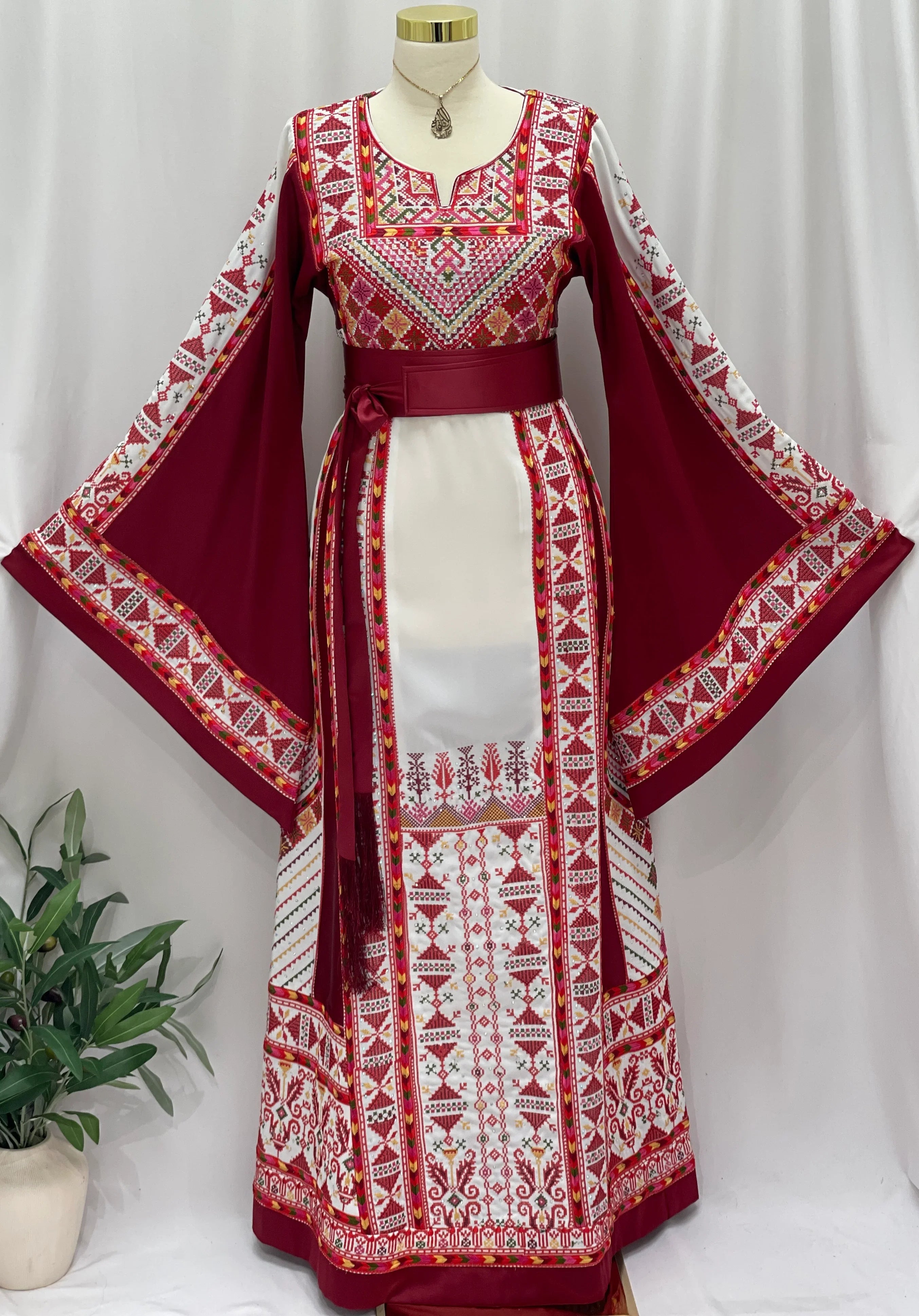 Thuraya Heritage Embroidered Thobe