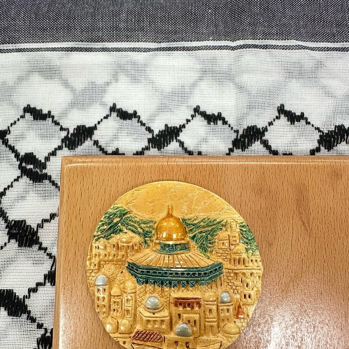 Handmade Palestine map wall art wooden plaque with detailed golden Dome of the Rock design by Palestinian Elegance