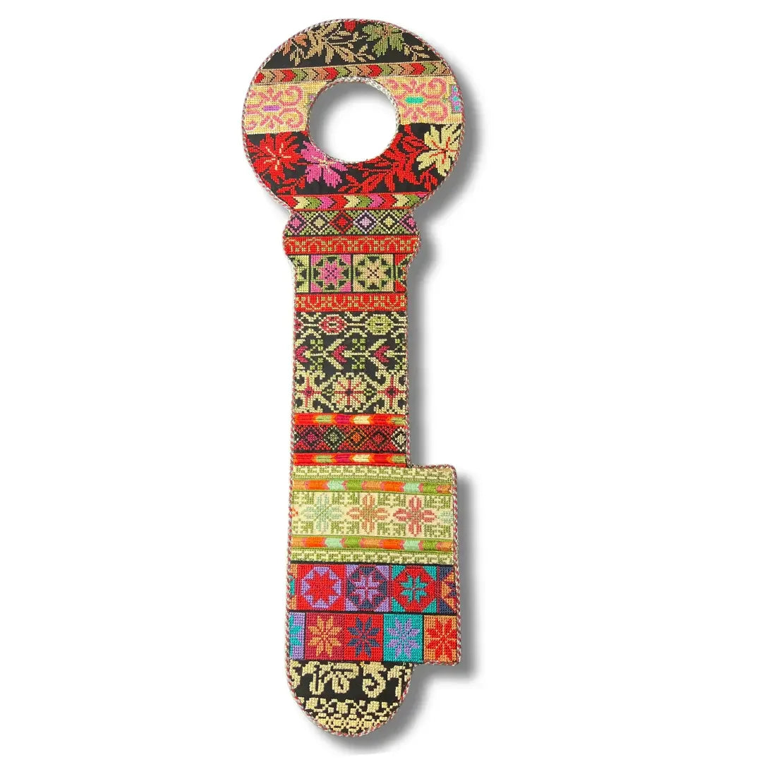 Key-Shaped Tatreez Home Decor - High-Quality Craftsmanship Palestinian Elegance