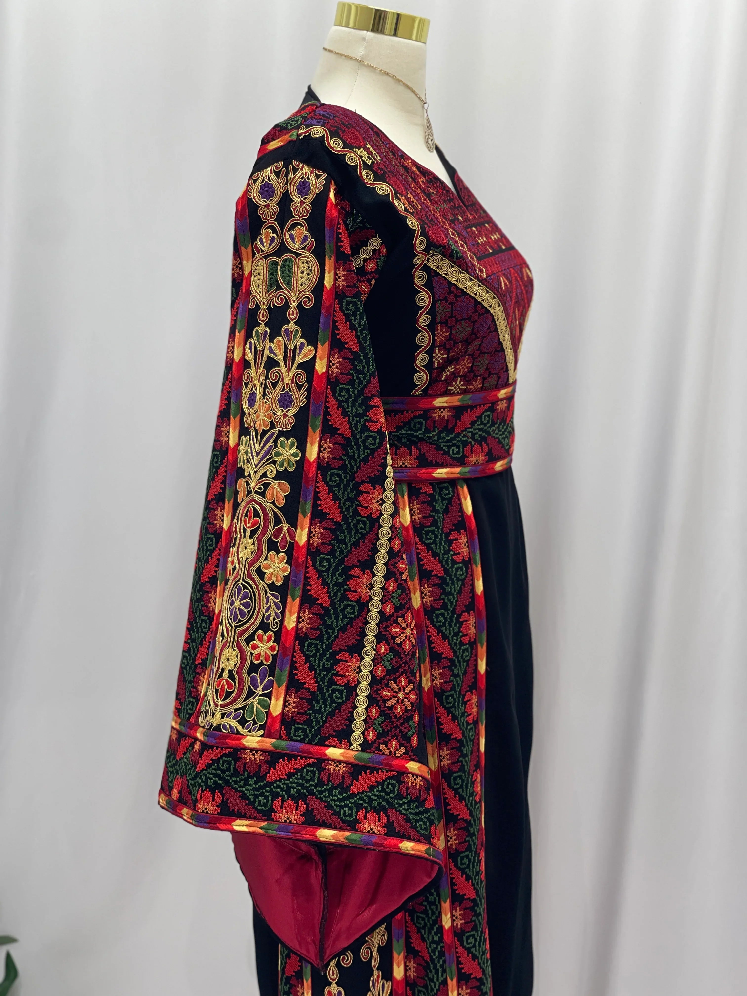 Al Quds Heritage Embroidered Thobe