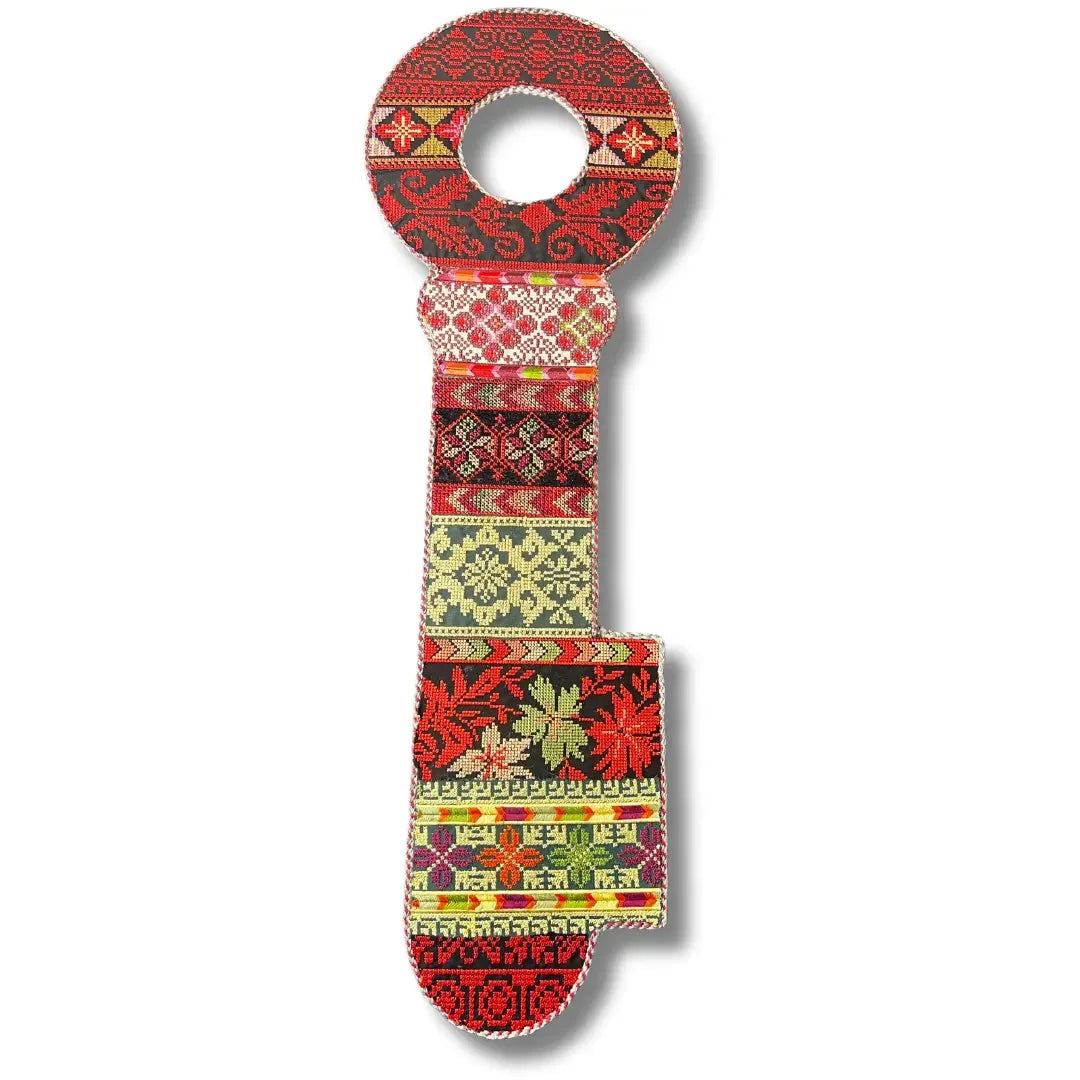 Key-Shaped Tatreez Home Decor - High-Quality Craftsmanship Palestinian Elegance