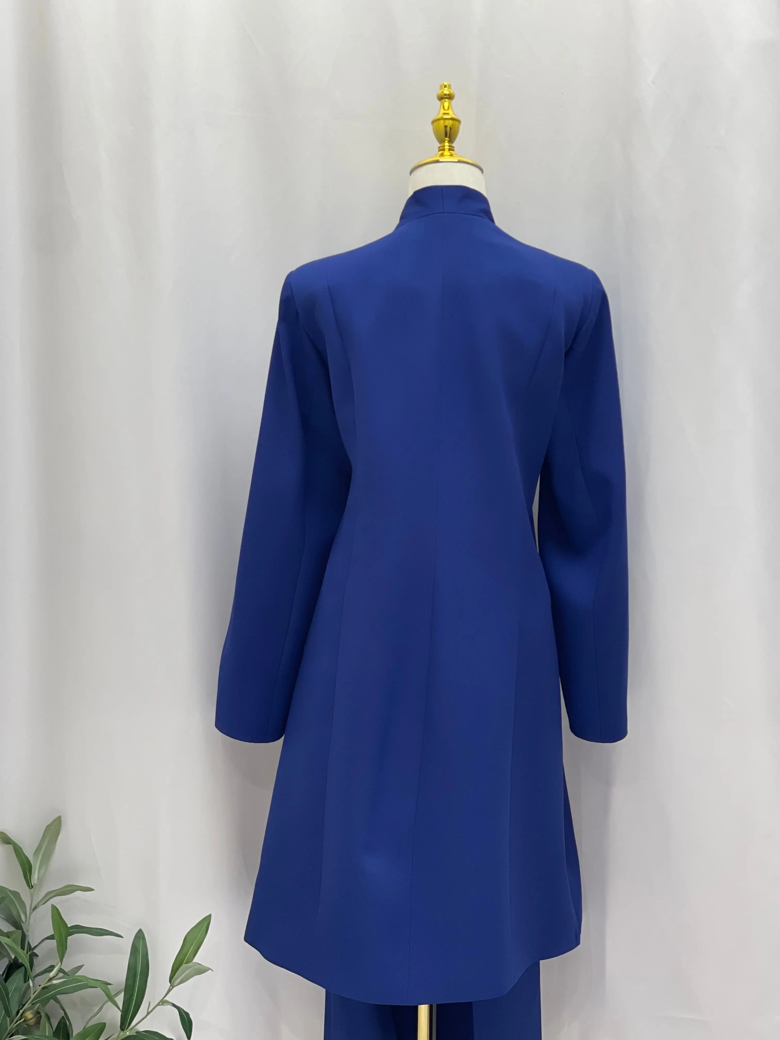 Professional Elegance: Formal Suits Palestinian Elegance