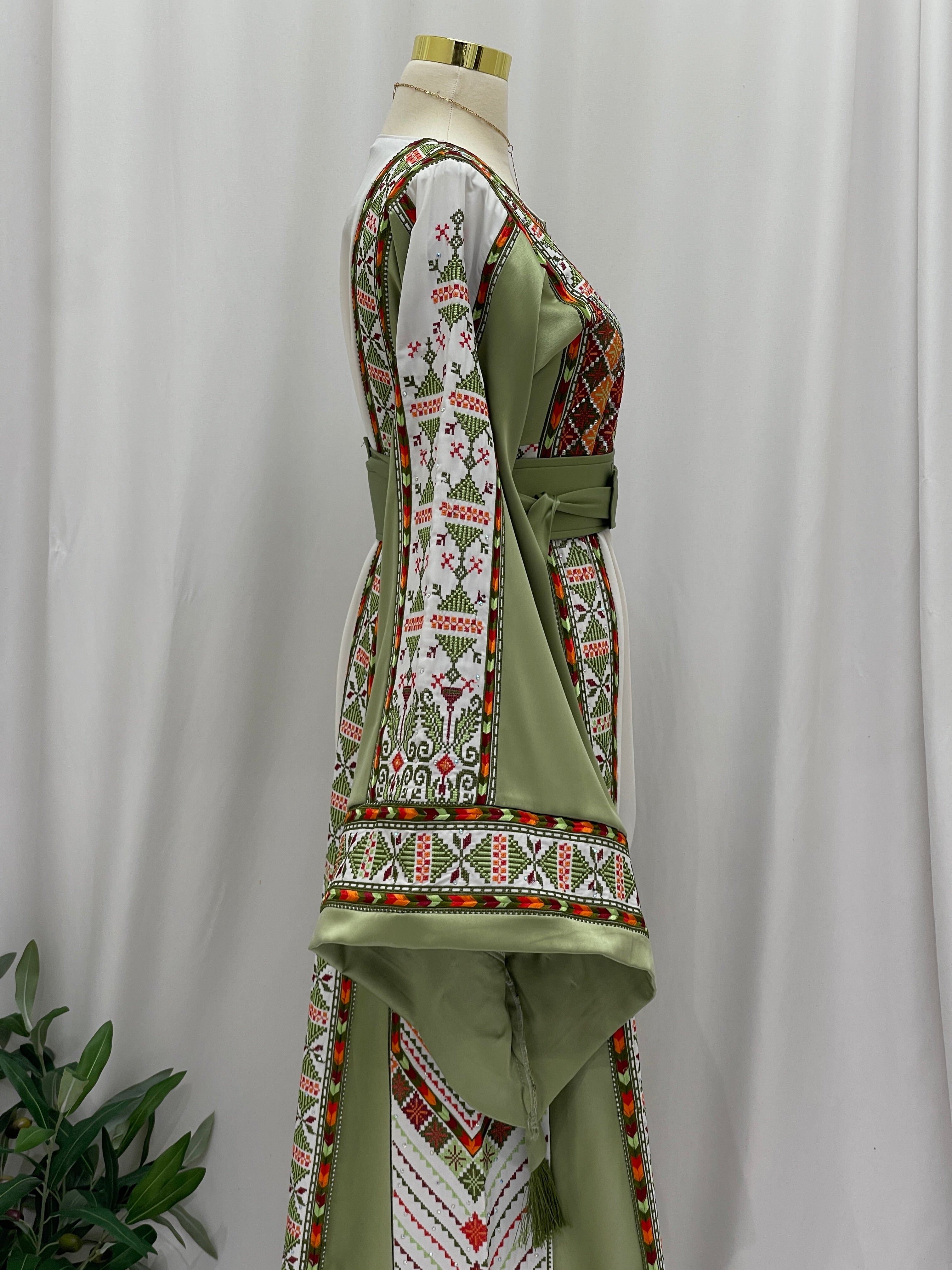 Palestinian Embroidered Olive Thobe – Heritage Elegance