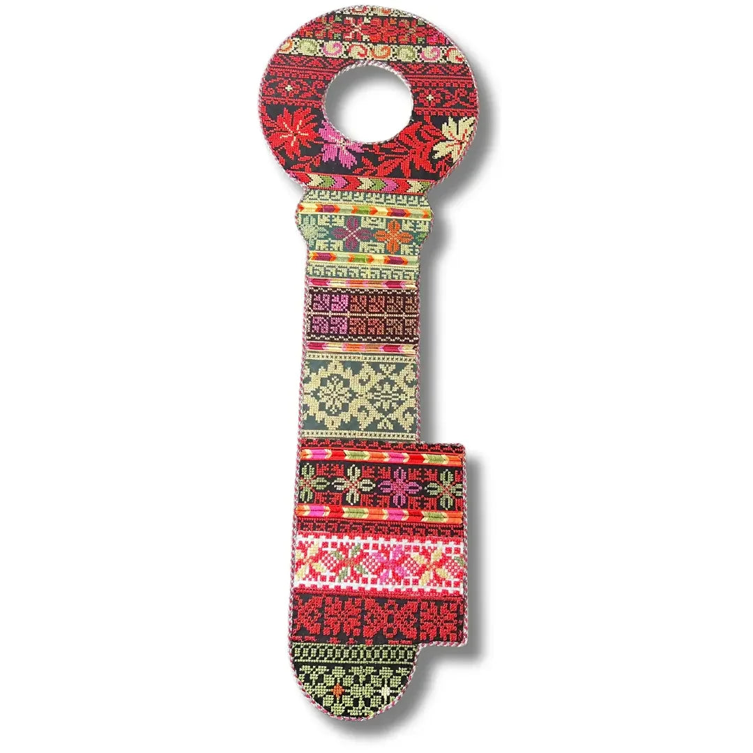 Key-Shaped Tatreez Home Decor - High-Quality Craftsmanship Palestinian Elegance