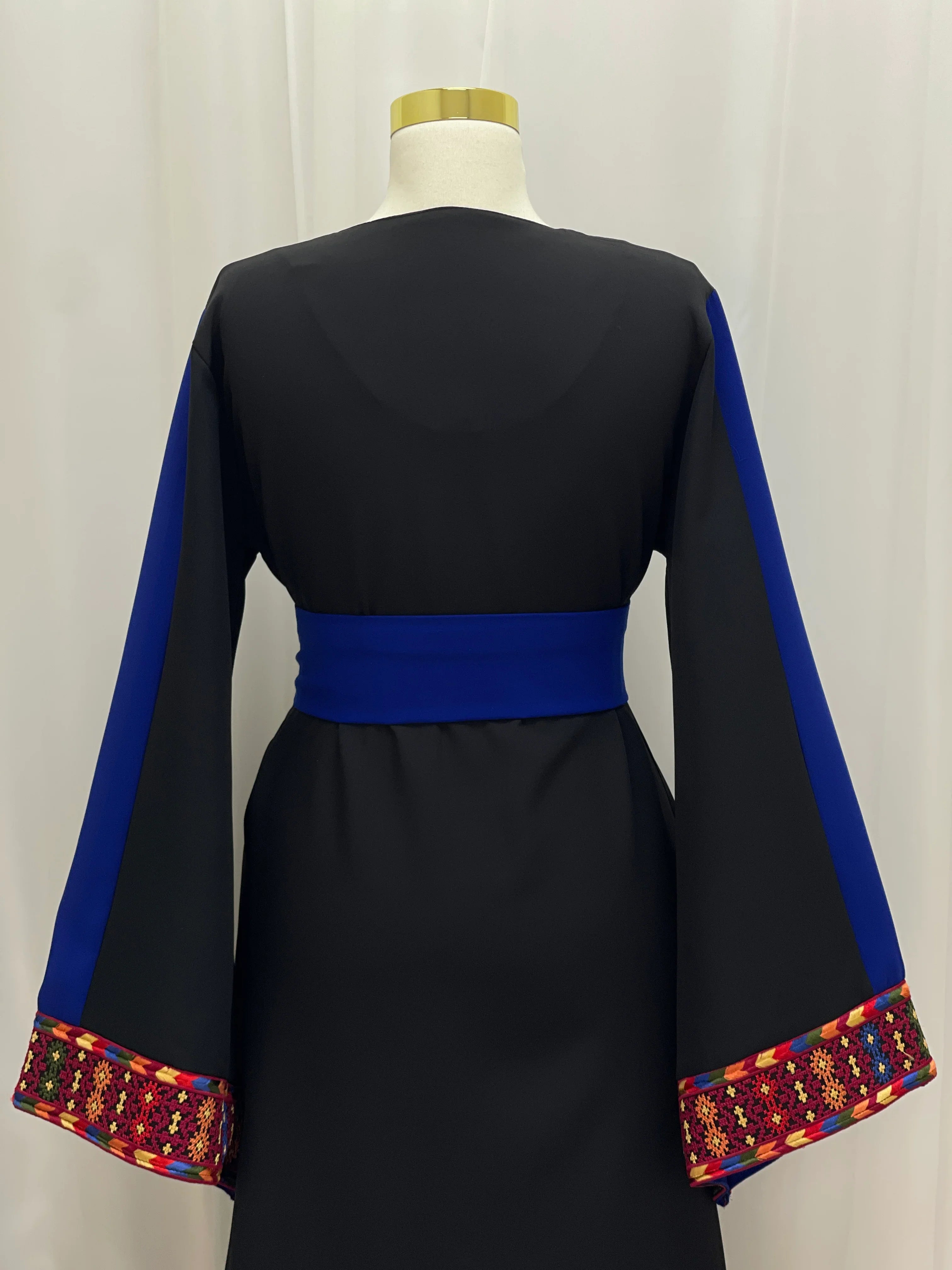 Sella Heritage Elegance Embroidered Thobe