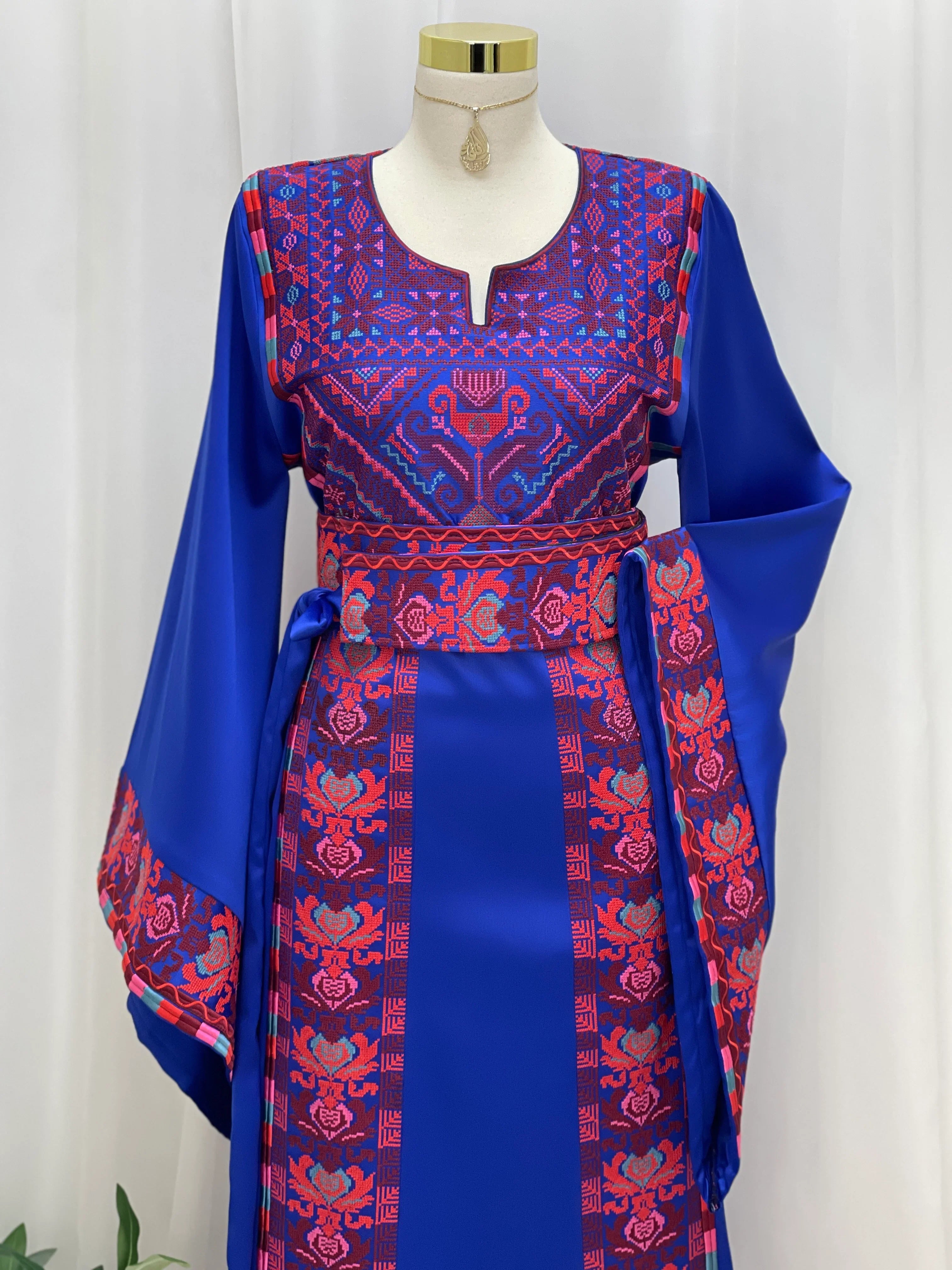 Heritage Legacy Embroidered Thobe