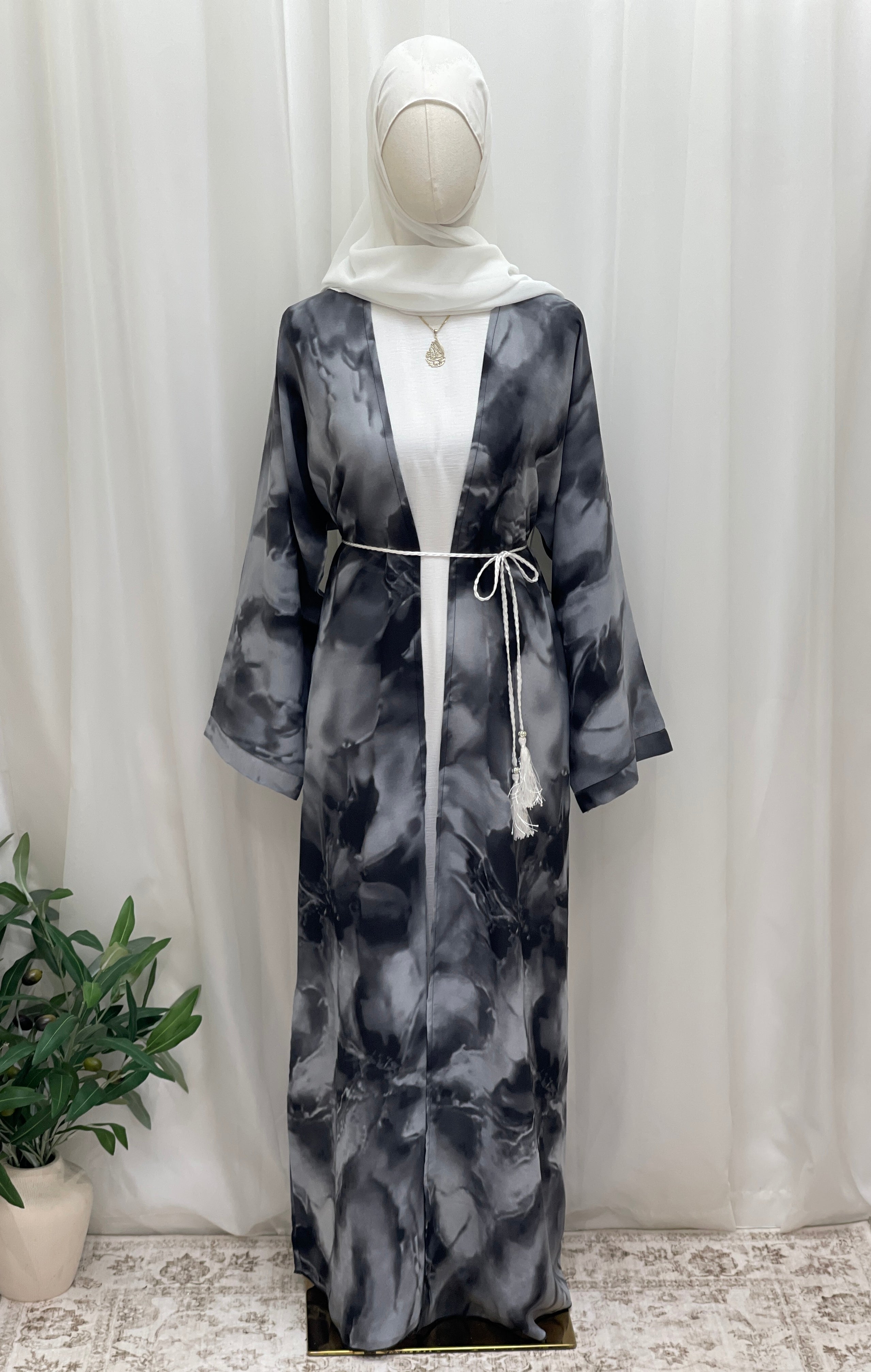 Cloud Marble 3-Piece Abaya Set