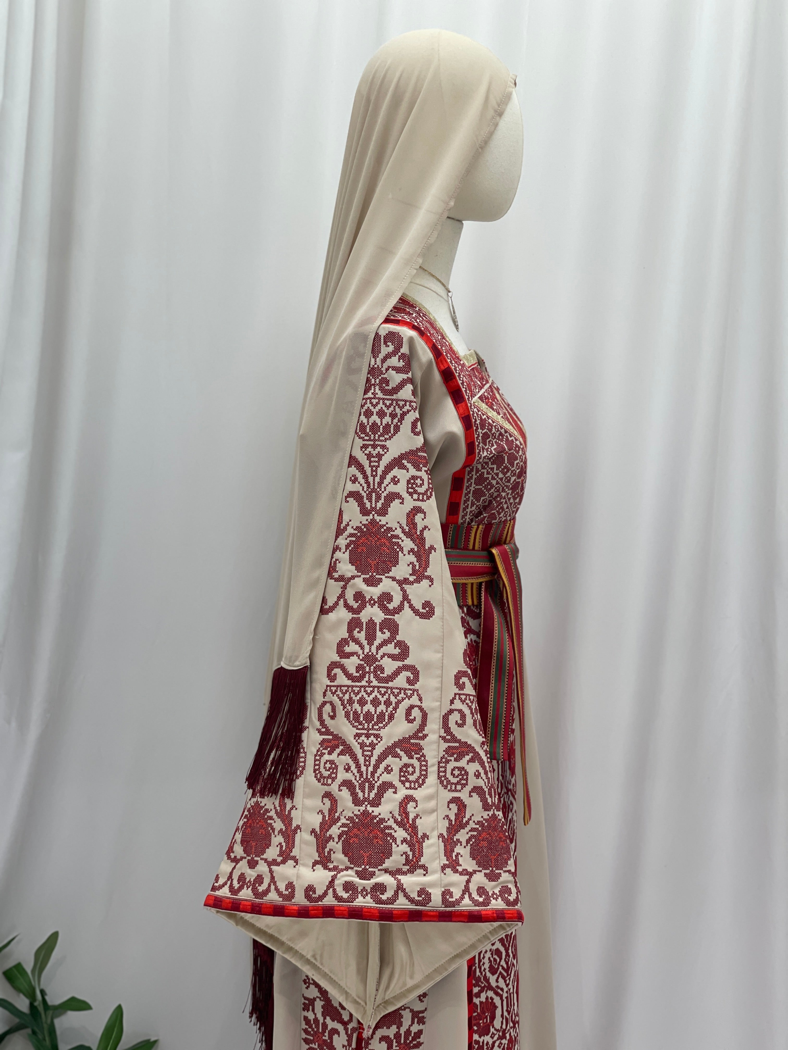 Traditional Palestinian Embroidered Thobe – with Saiah Belt