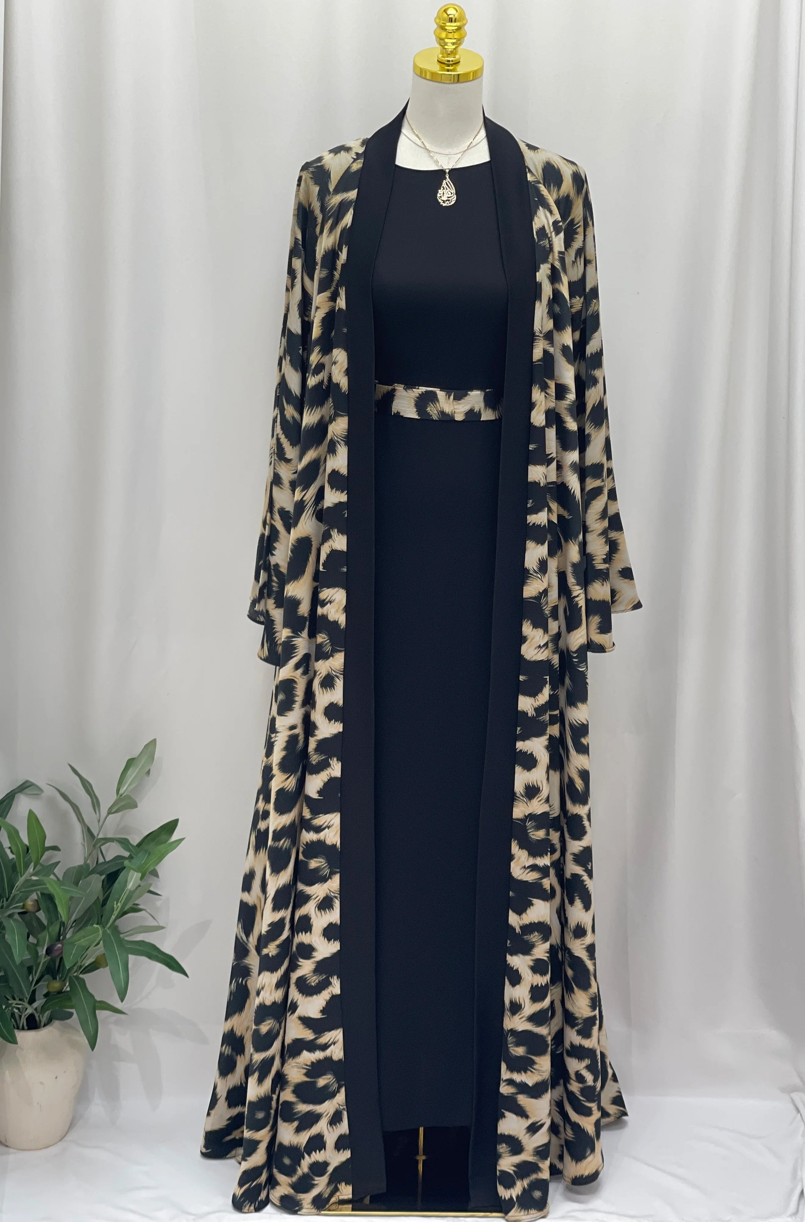 Leopard Flow Abaya Set
