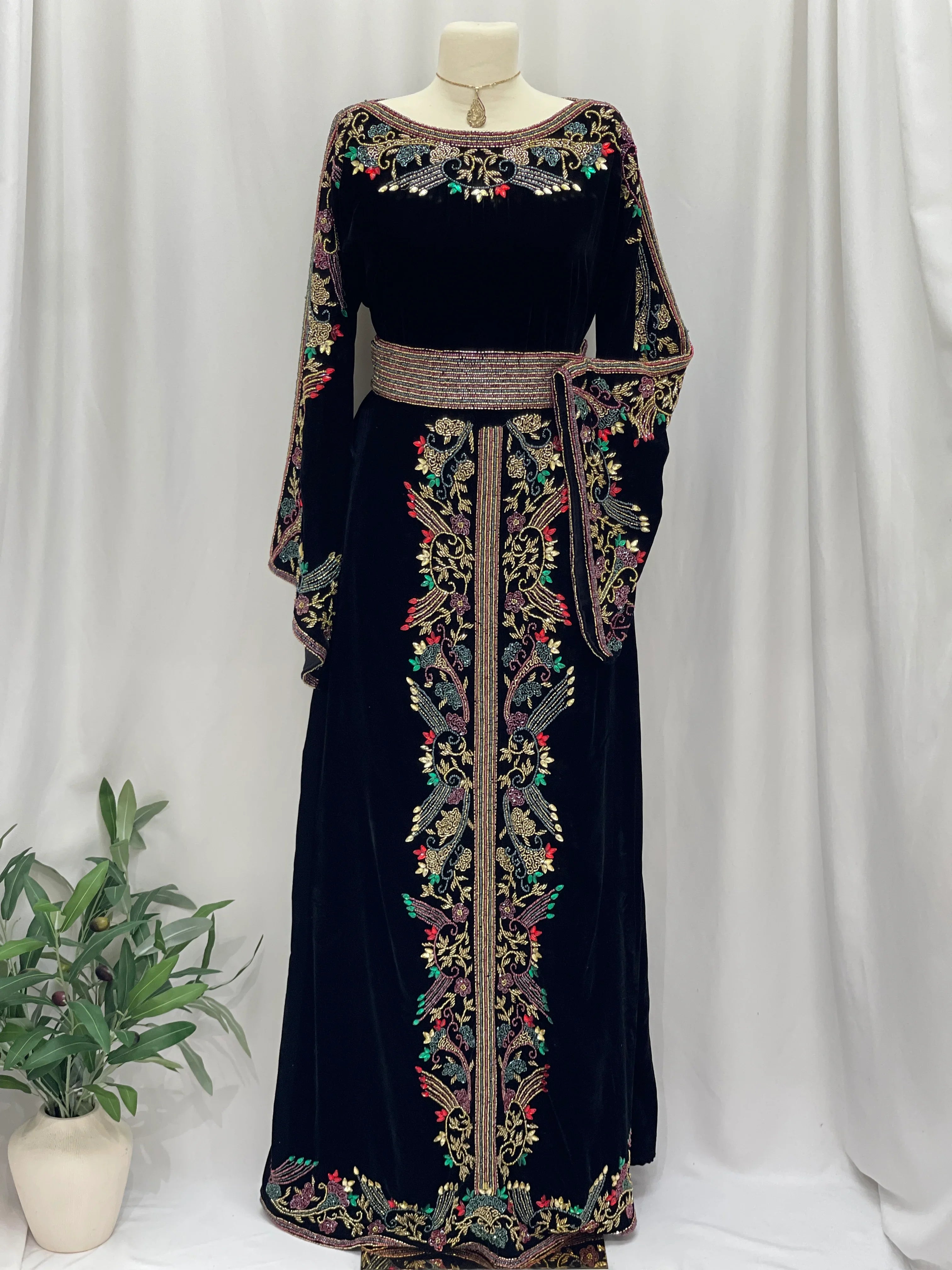 Sultana Beaded Velvet Thobe