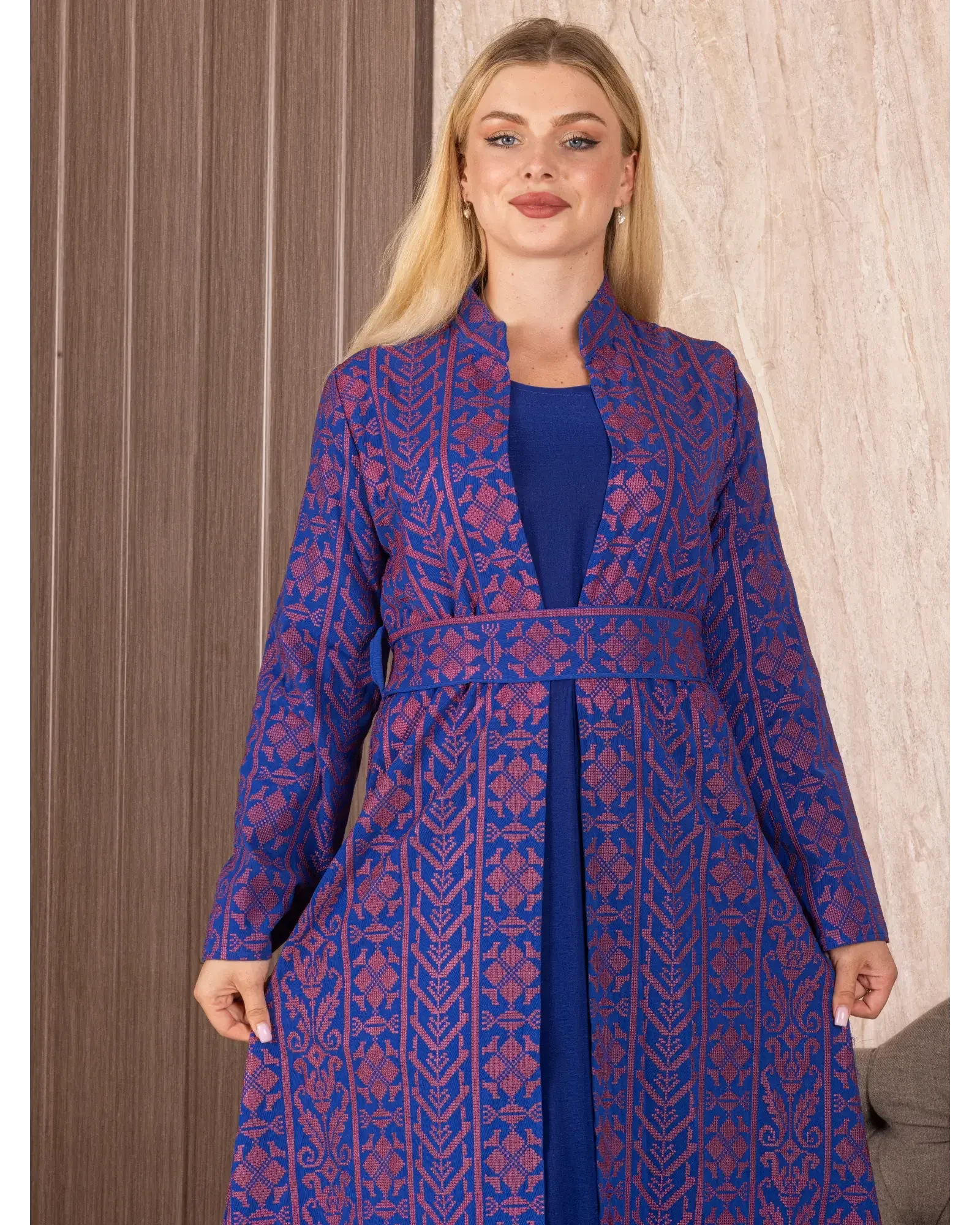 Embroidered Long Cardigan: Elegance and Sophistication Palestinian Elegance