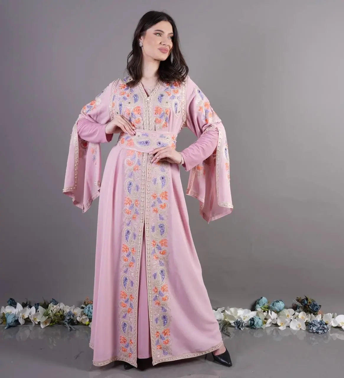 Embroidery Loom Kaftan: Traditional Craftsmanship and Creative Expression Palestinian Elegance