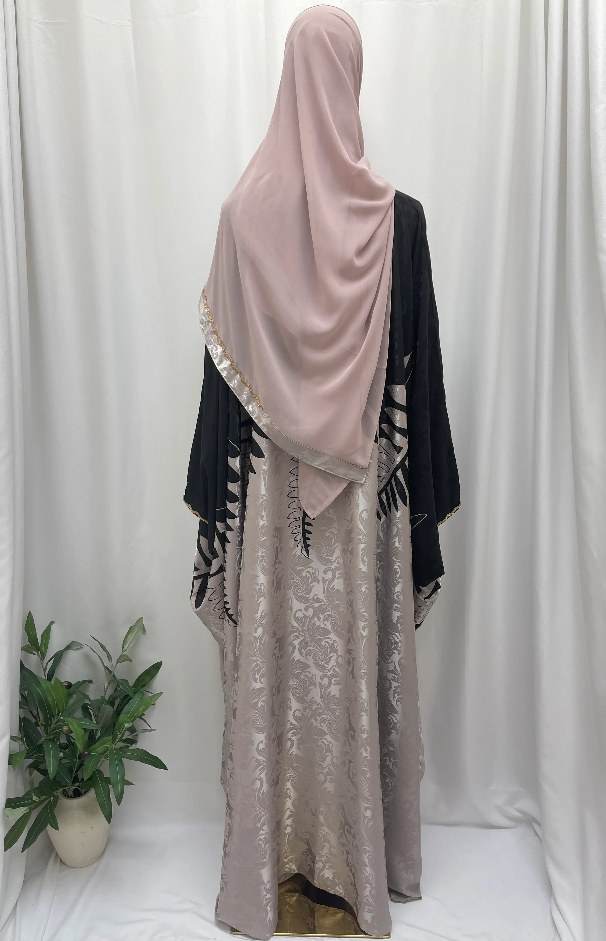 عباية شادو إليجانس