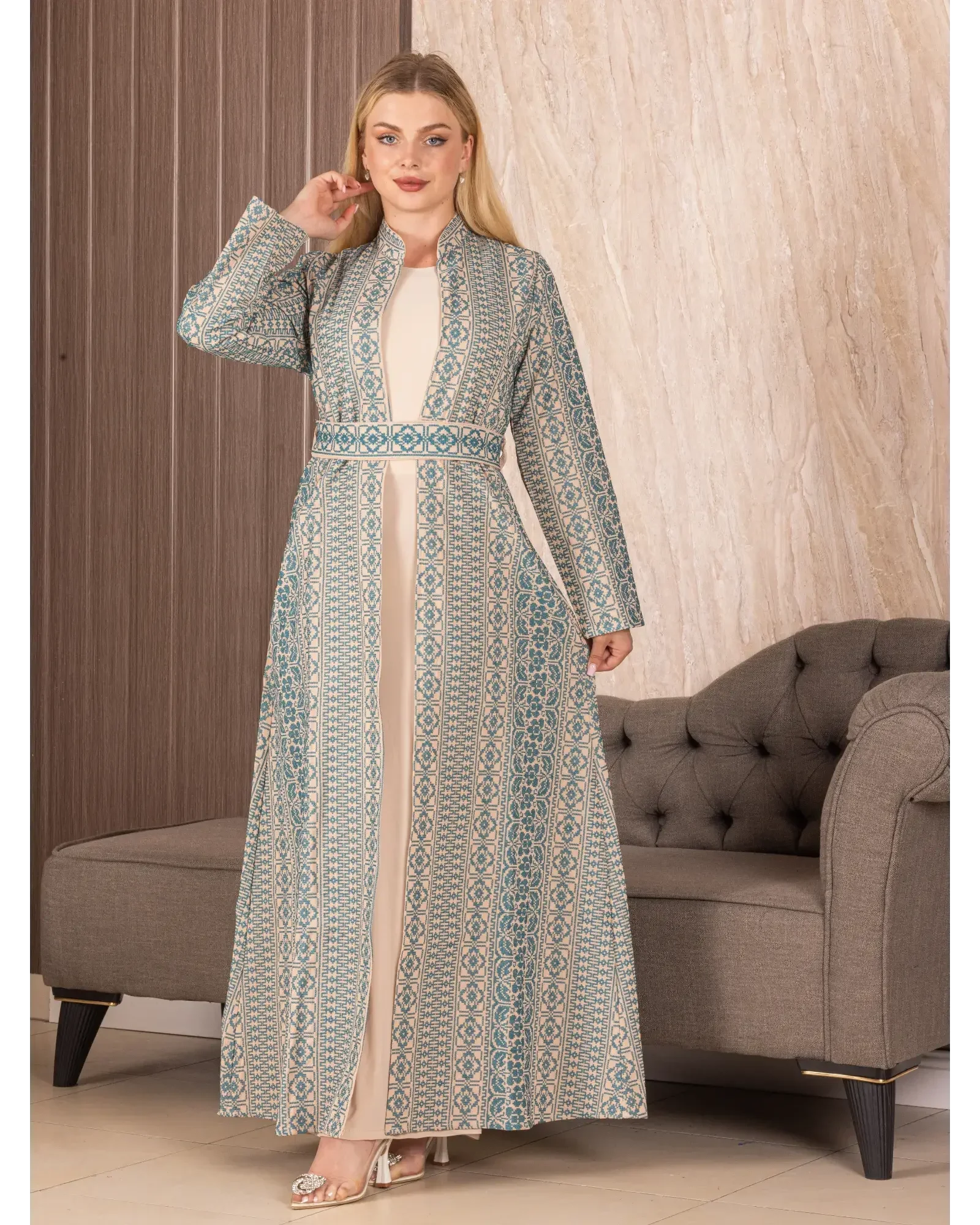 Embroidered Cardigan: Elegance and Timeless Craftsmanship Palestinian Elegance