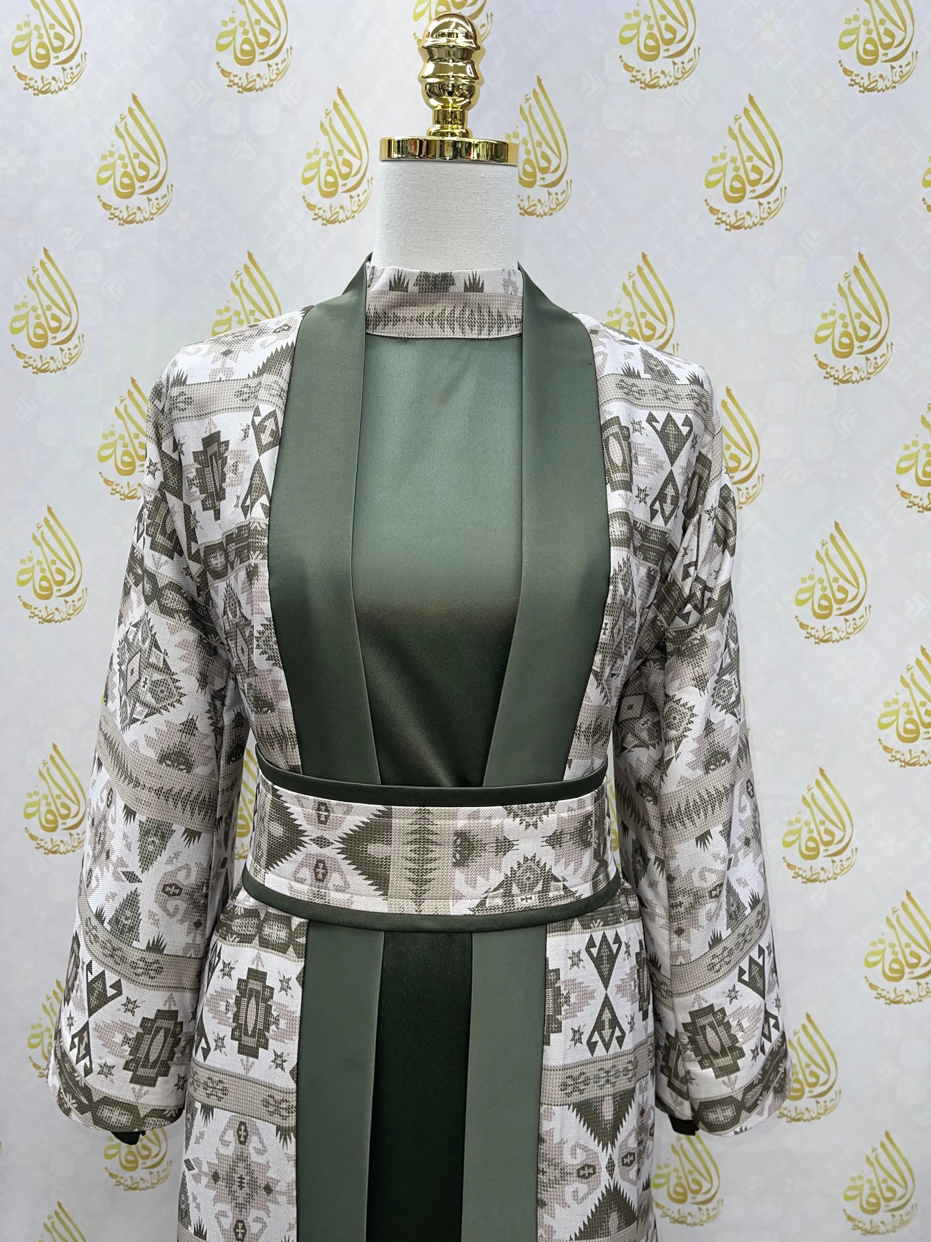 Satin Silk Kaftan: Luxurious Comfort and Elegant Style Palestinian Elegance