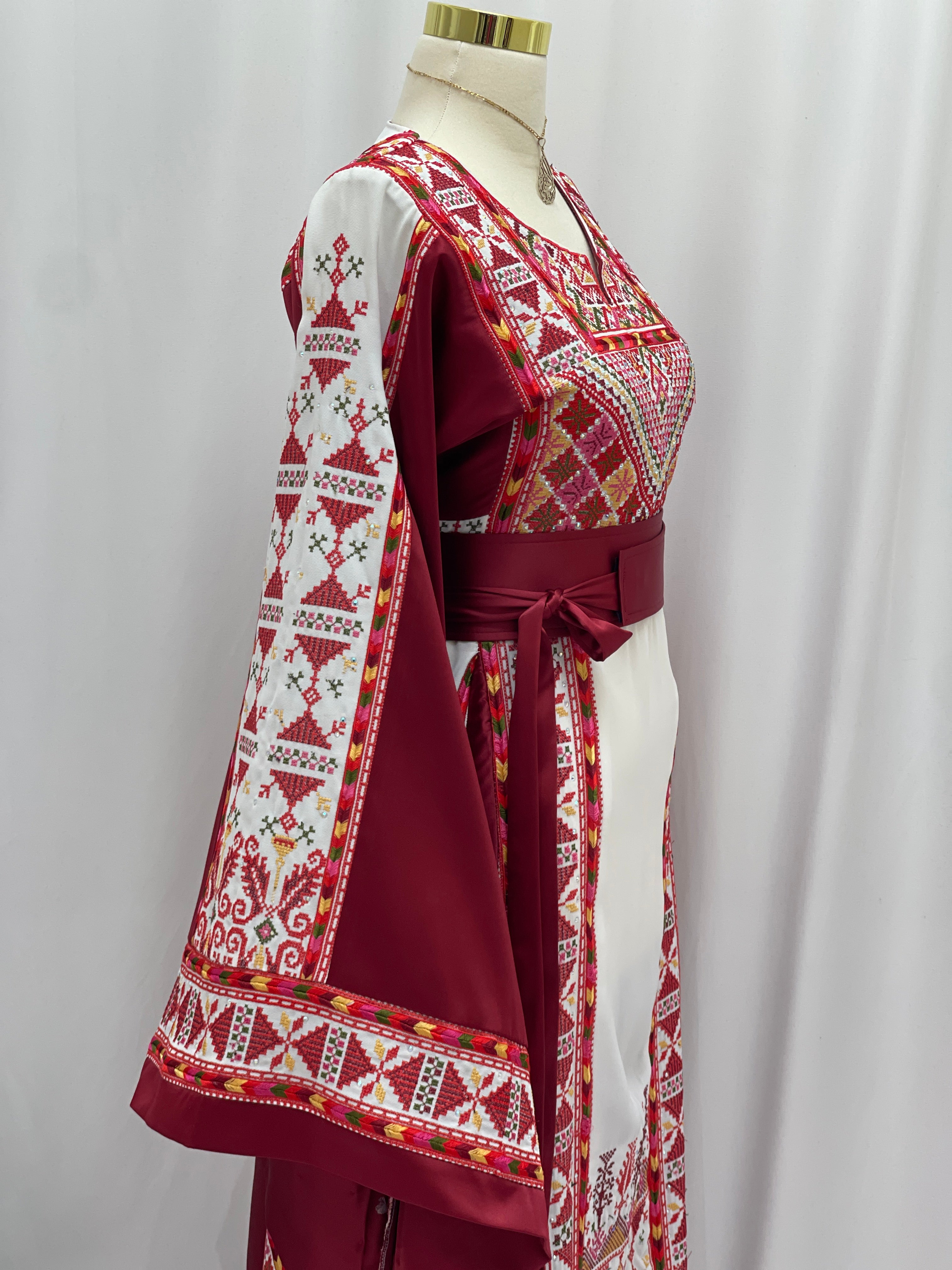 Thuraya Heritage Embroidered Thobe