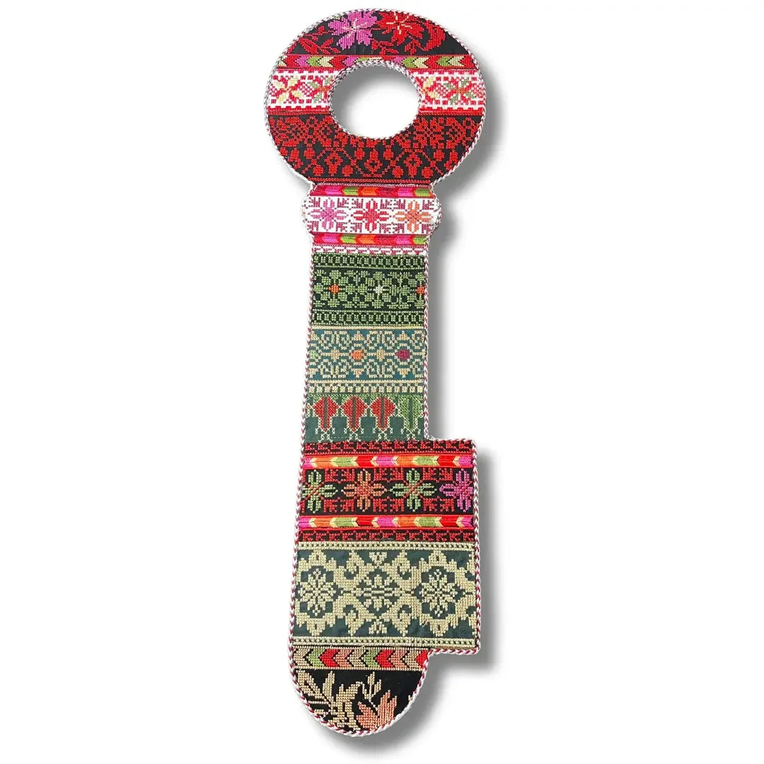 Key-Shaped Tatreez Home Decor - High-Quality Craftsmanship Palestinian Elegance