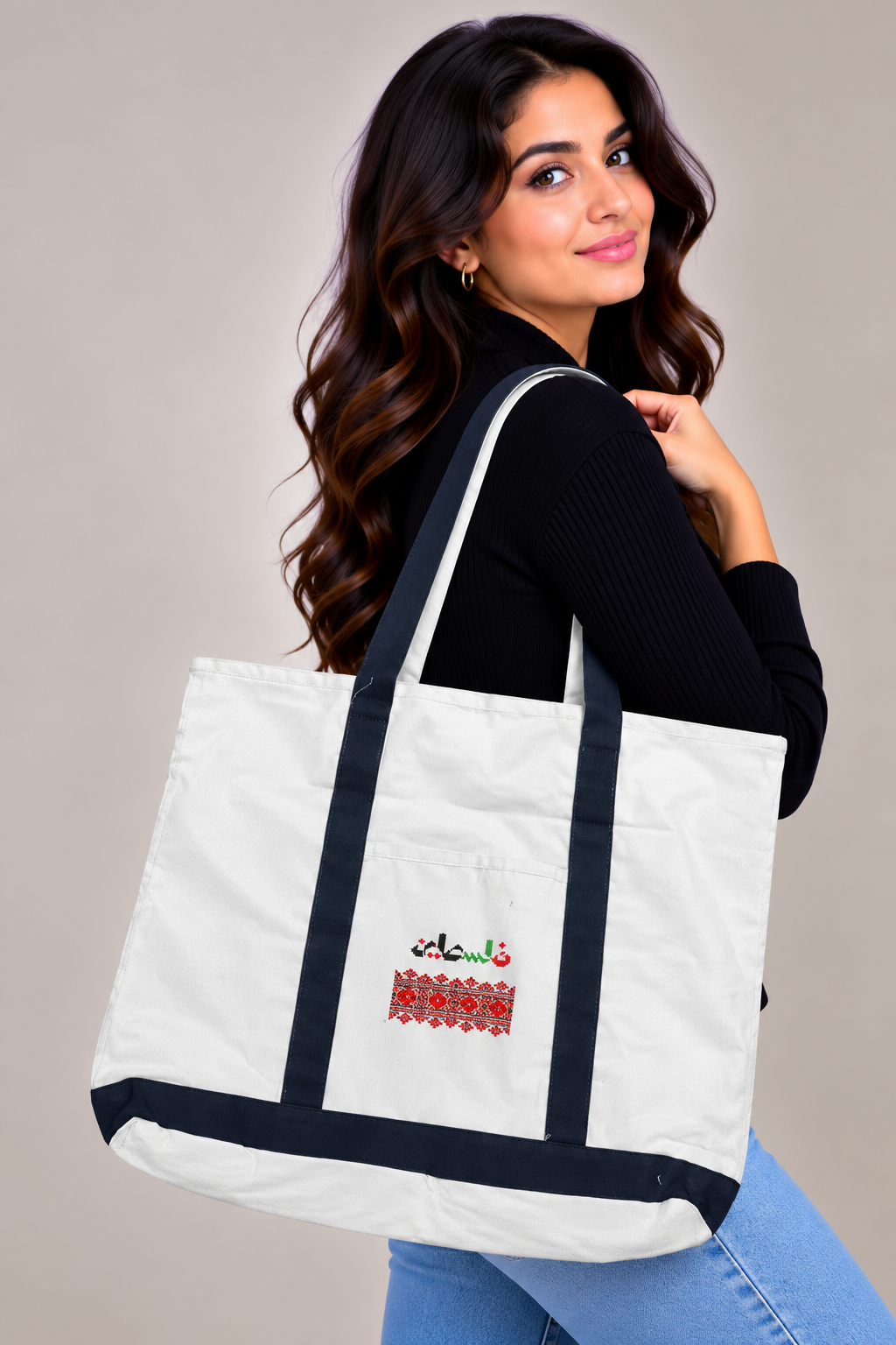 Black Tote Bag with Unique Palestine Designs – Stylish and Durable Accessory
