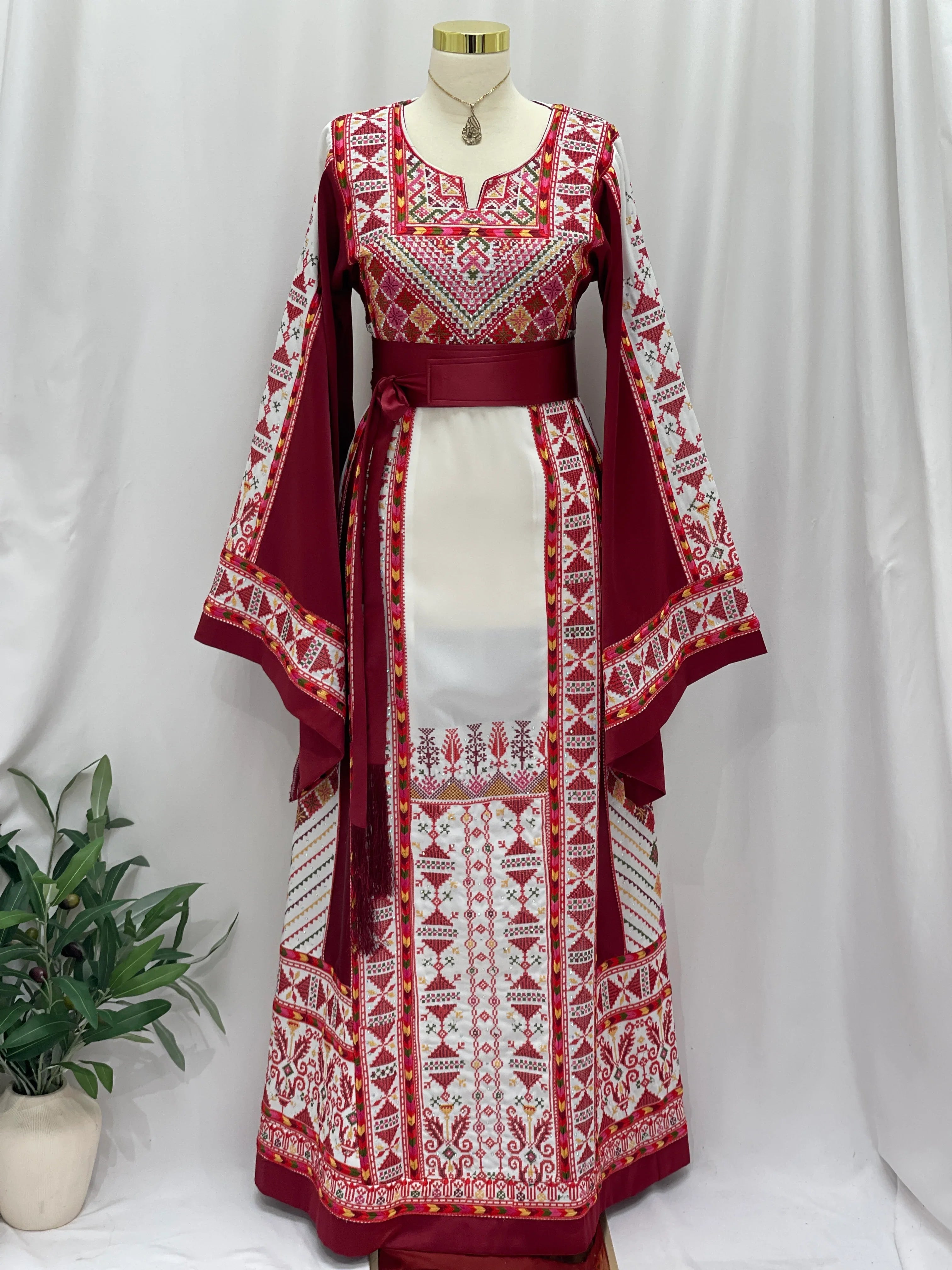 Thuraya Heritage Embroidered Thobe