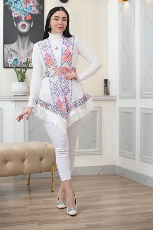 Craftsmanship at Its Finest: Intricate Embroidery Vest Palestinian Elegance
