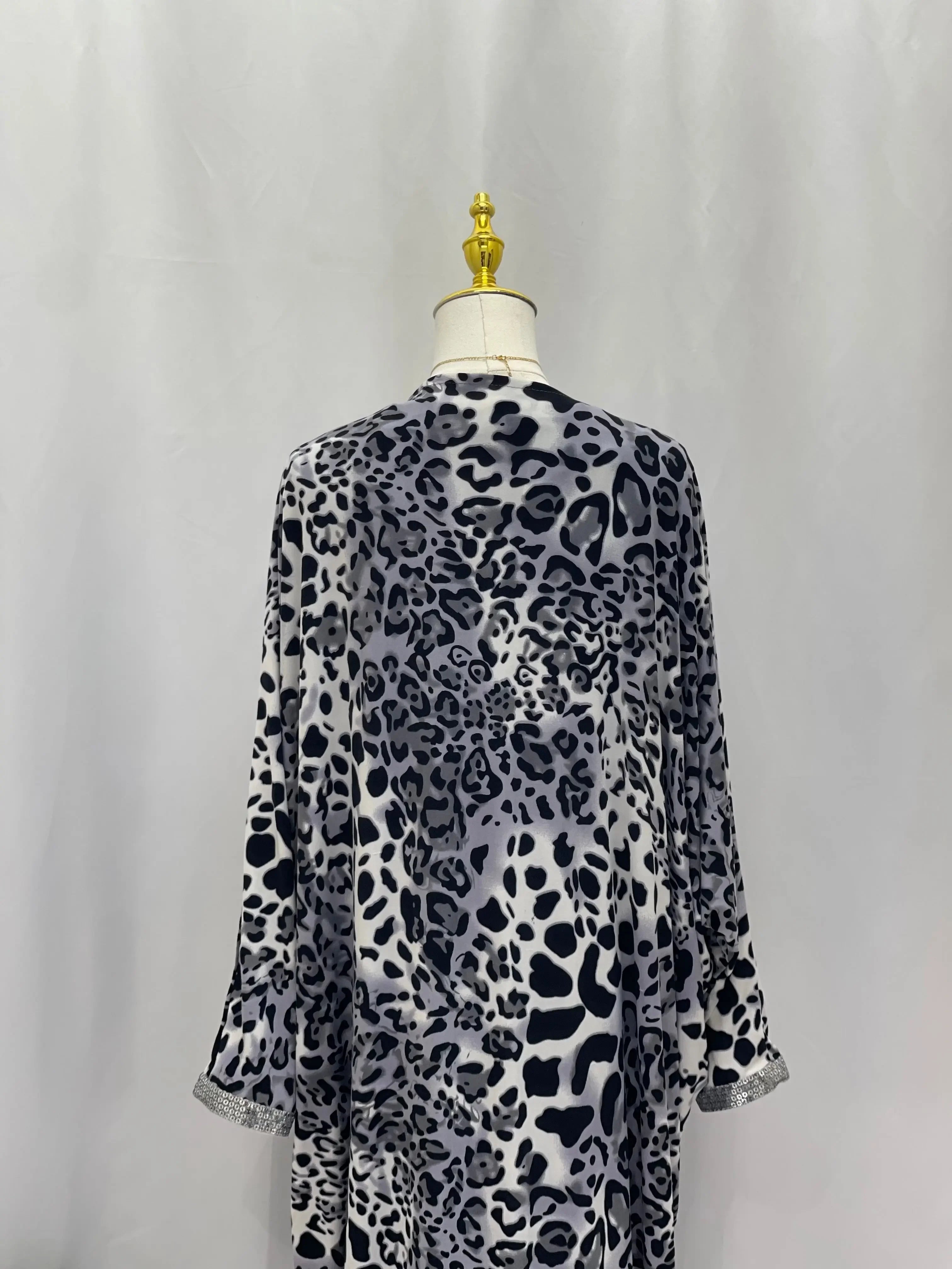 Timeless Elegance: Jomana Cardigan Palestinian Elegance