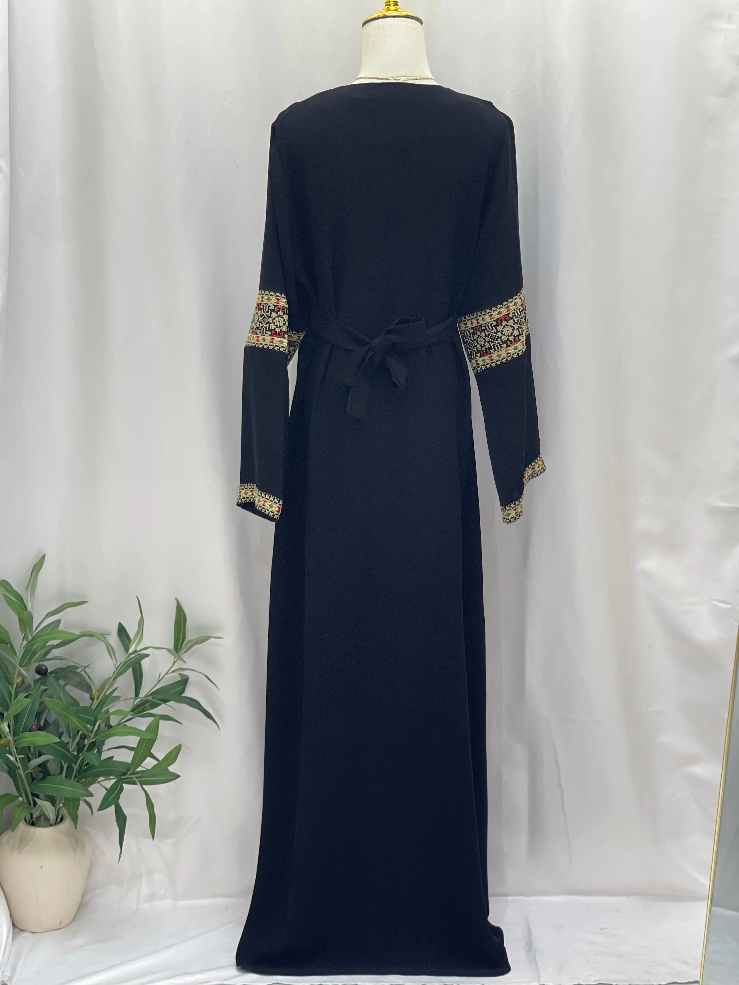 Embroidered Abaya Palestinian Elegance