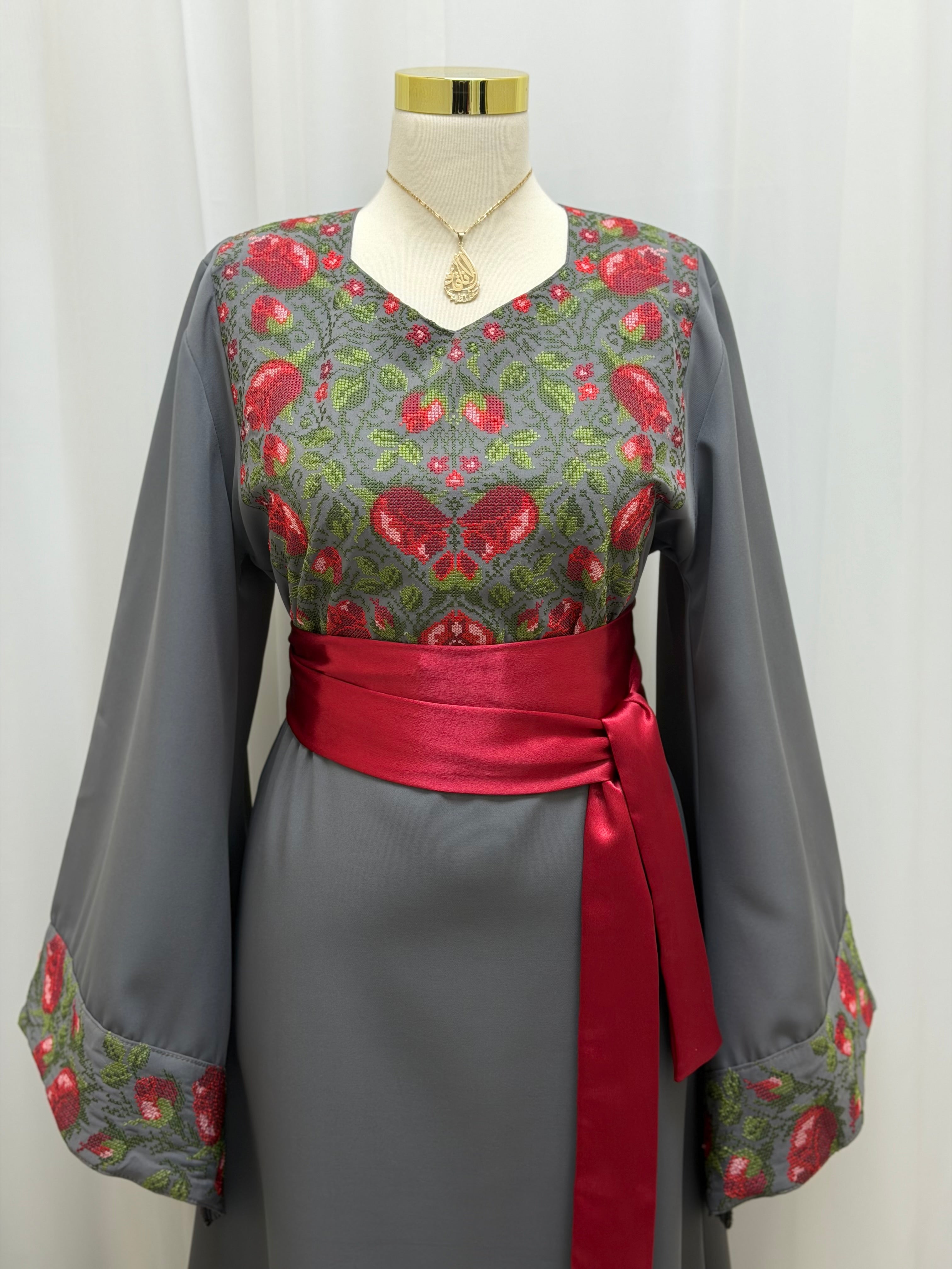 Thobe Layali Al Warad