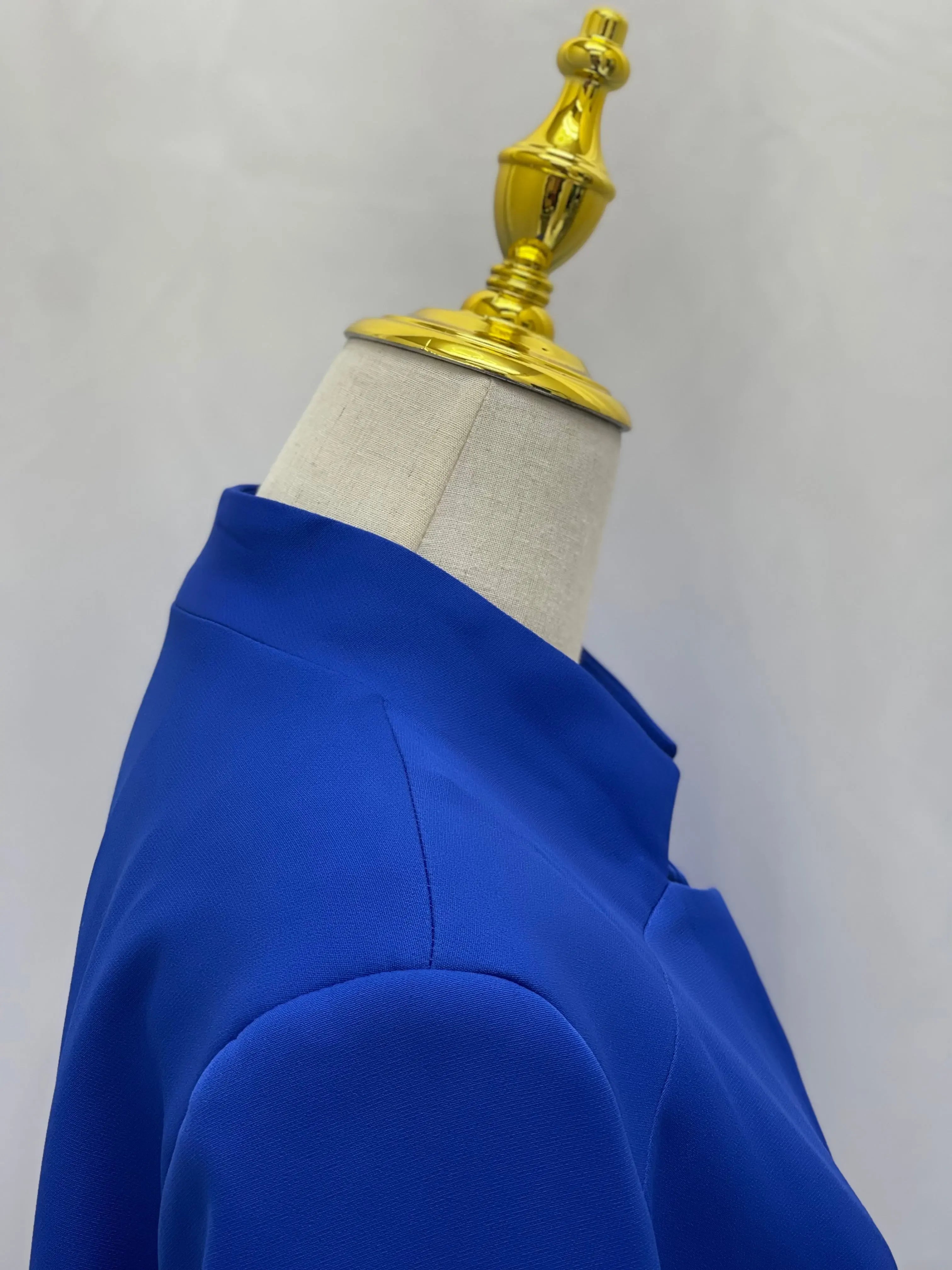 Sleek Sophistication: The Long Blazer Palestinian Elegance