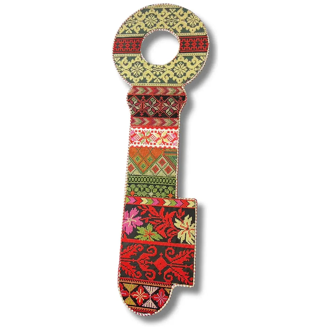 Key-Shaped Tatreez Home Decor - High-Quality Craftsmanship Palestinian Elegance
