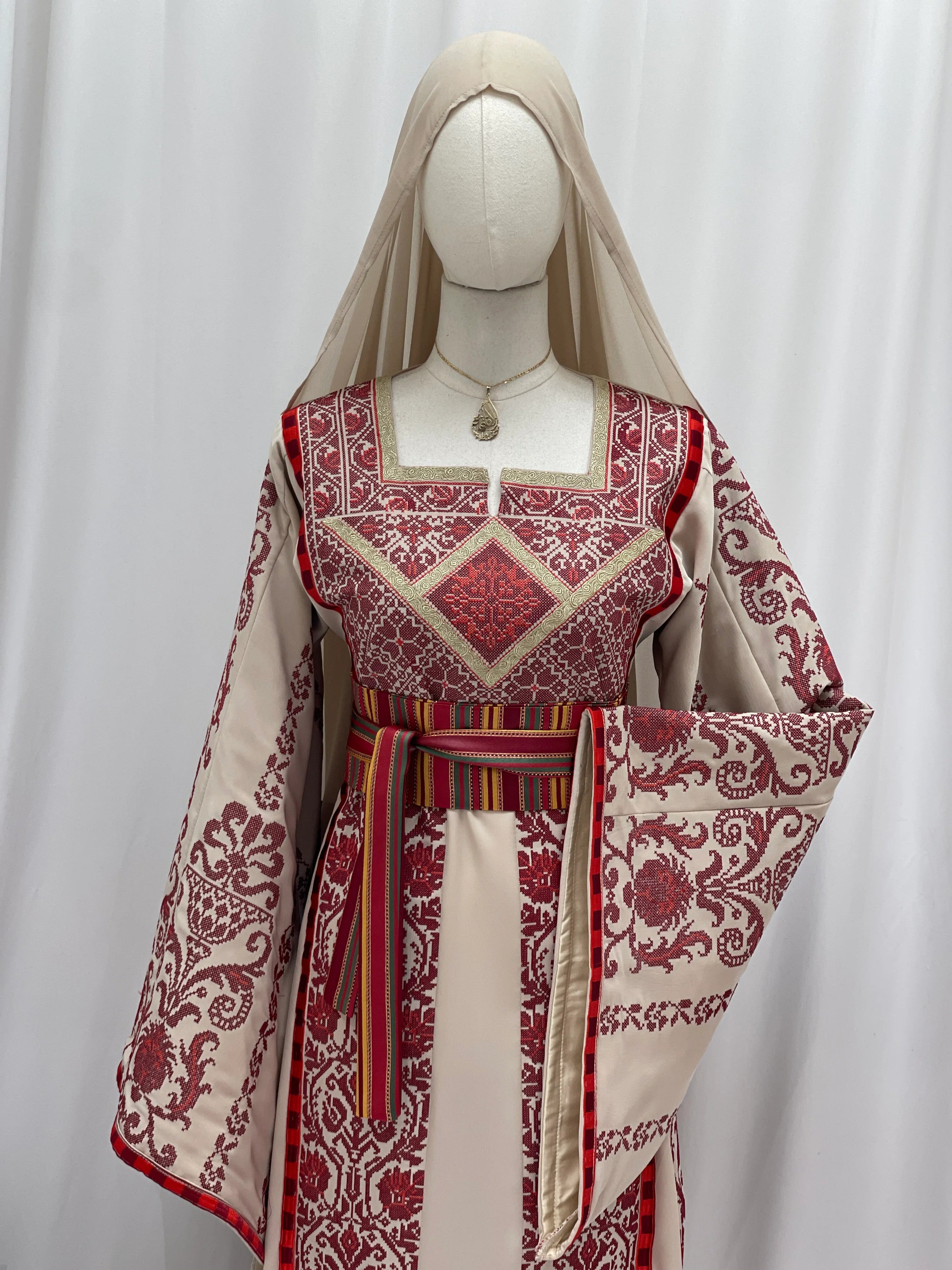 Traditional Palestinian Embroidered Thobe – with Saiah Belt