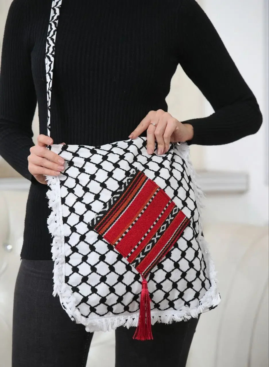Hand-Made Kuffiyeh Bag – Stylish and Durable Everyday Accessory Palestinian Elegance