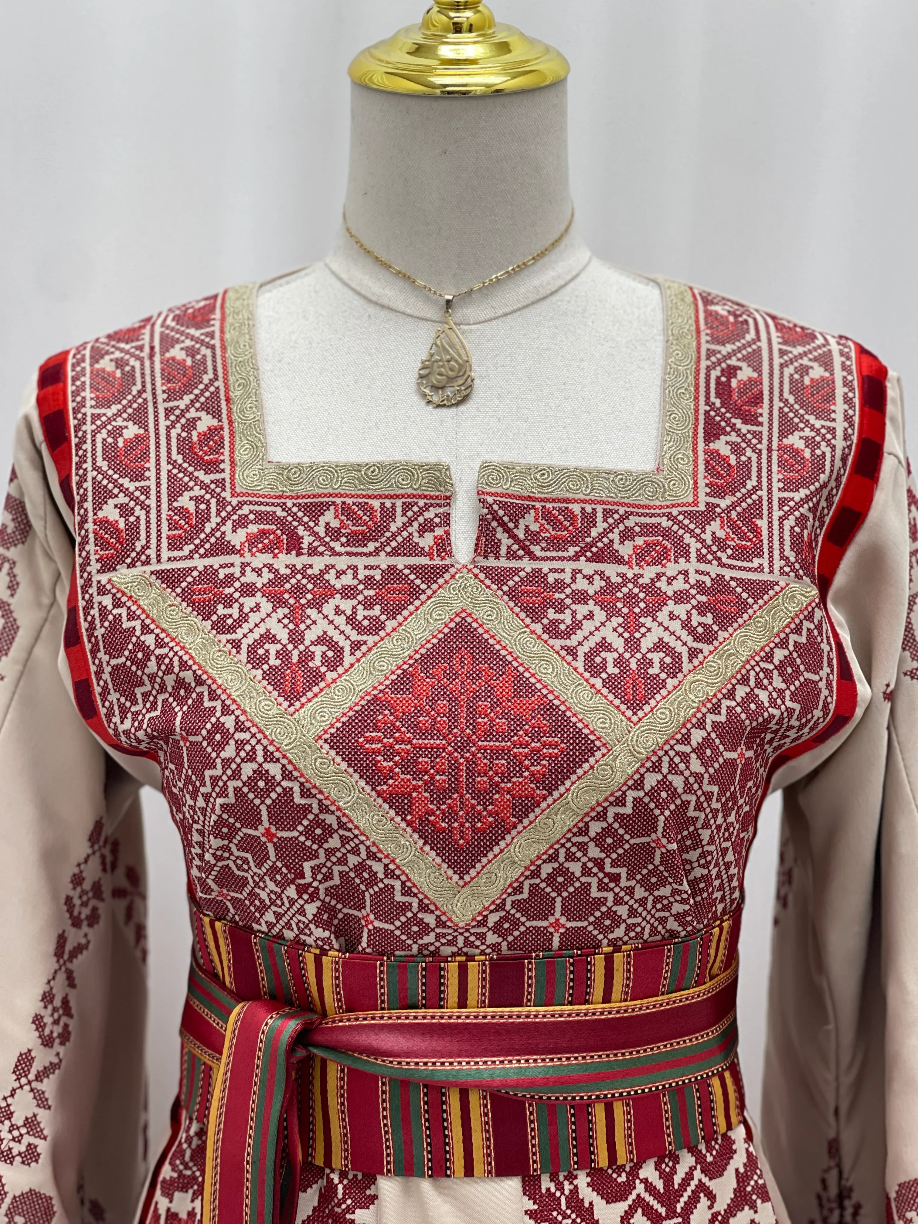 Traditional Palestinian Embroidered Thobe – with Saiah Belt