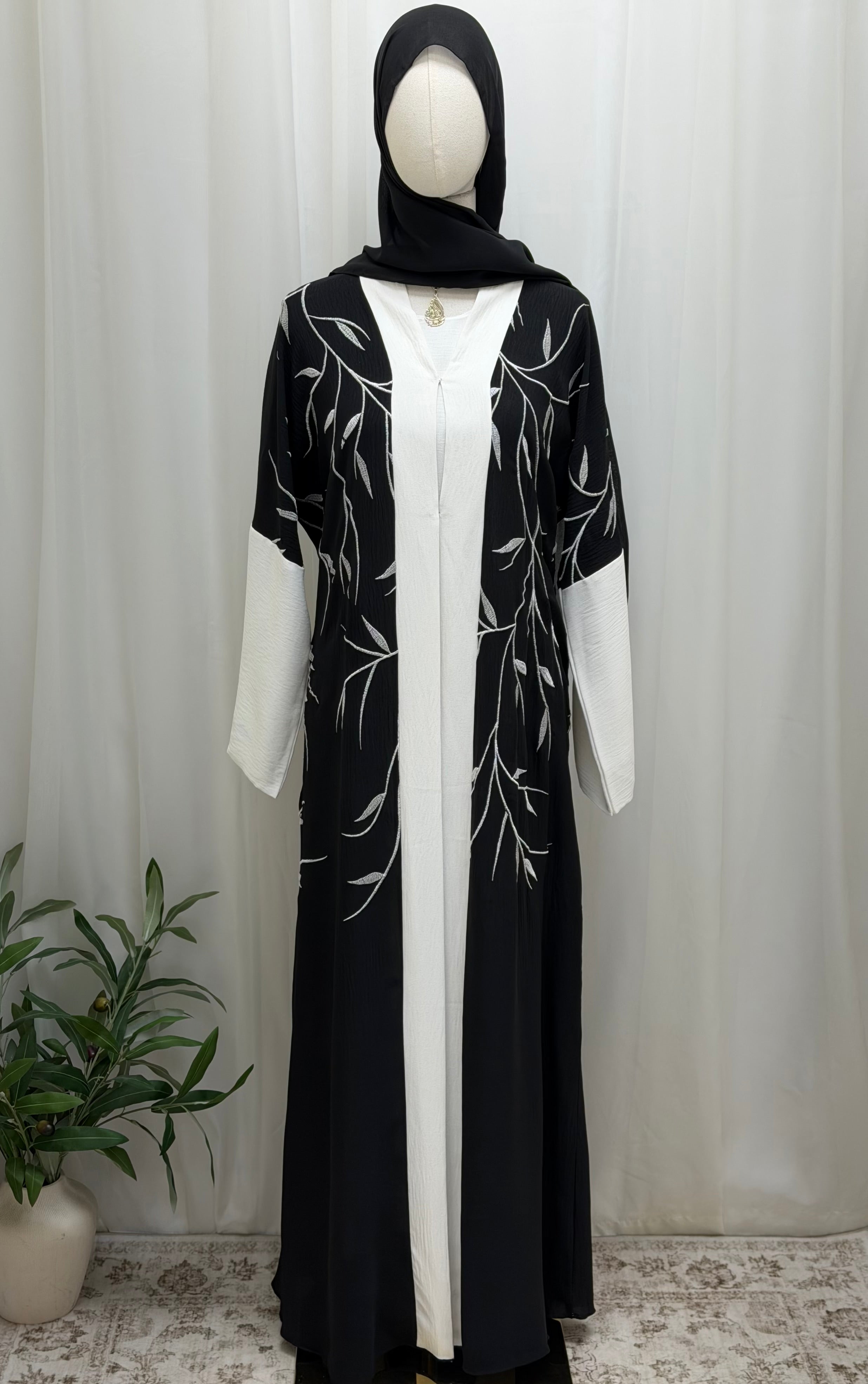 Whisper Garden Abaya