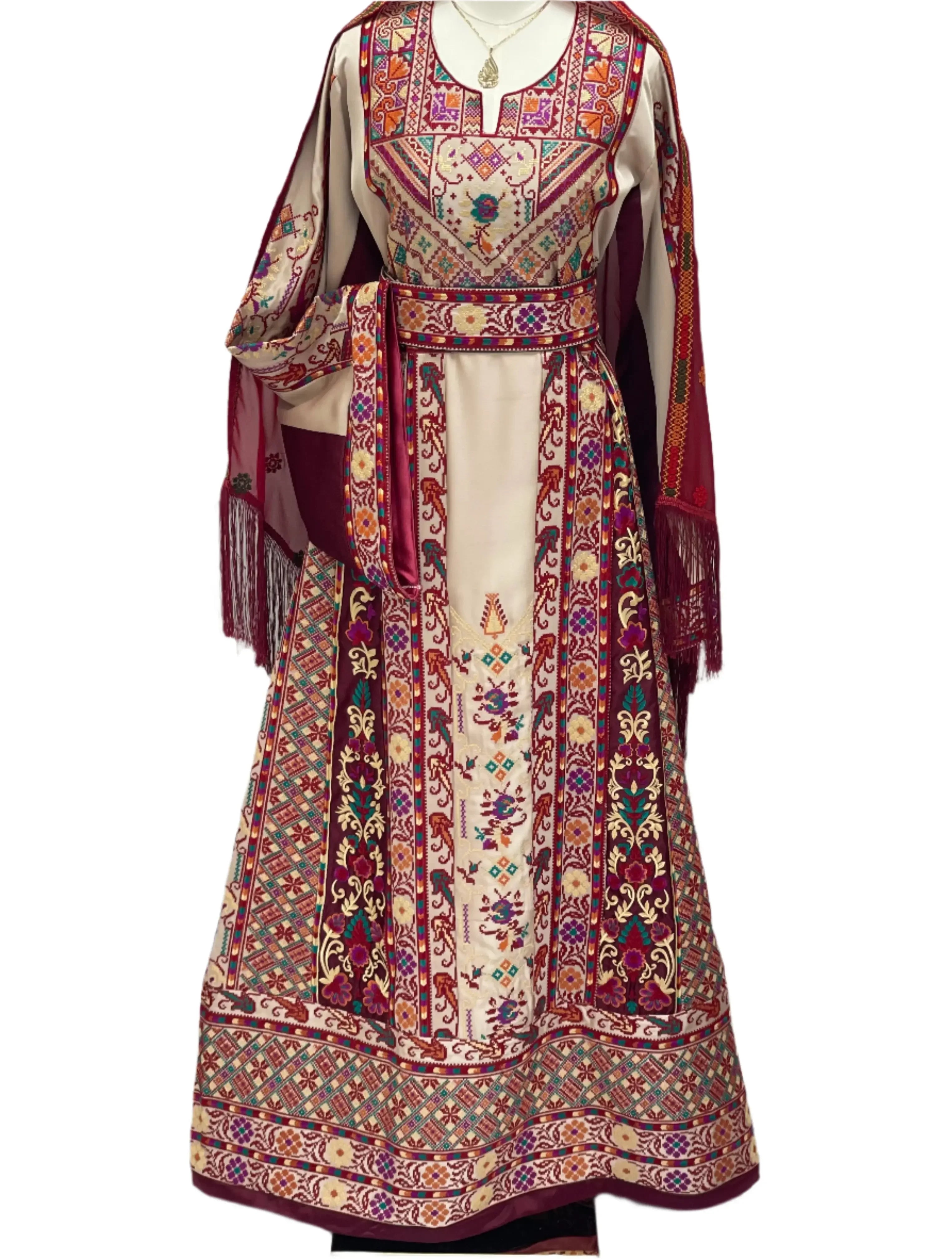 Opulent Elegance: New Luxury Embroidered Thoub Palestinian Elegance