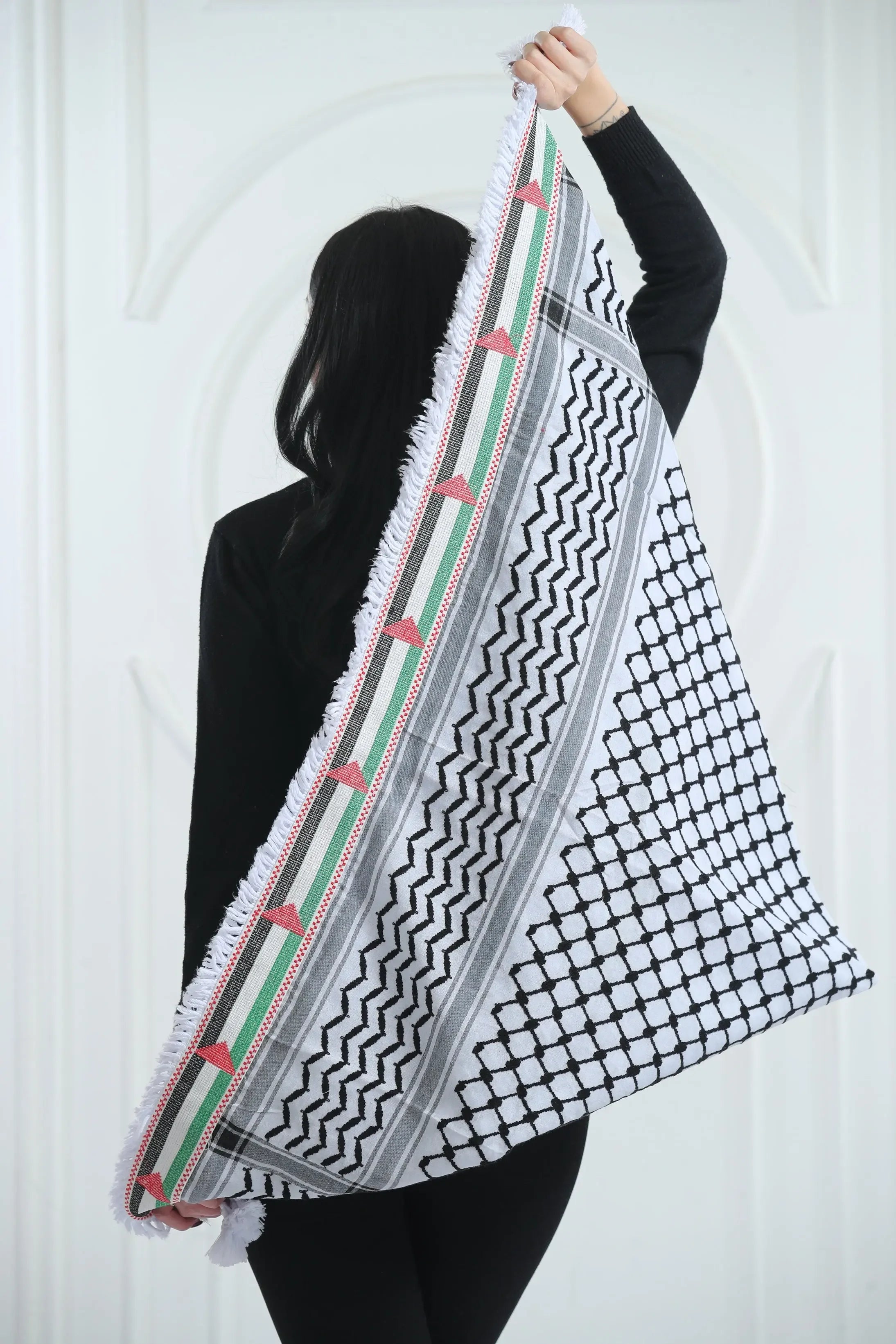 Pride and Heritage: Palestinian Flag Embroidered Kuffia Palestinian Elegance
