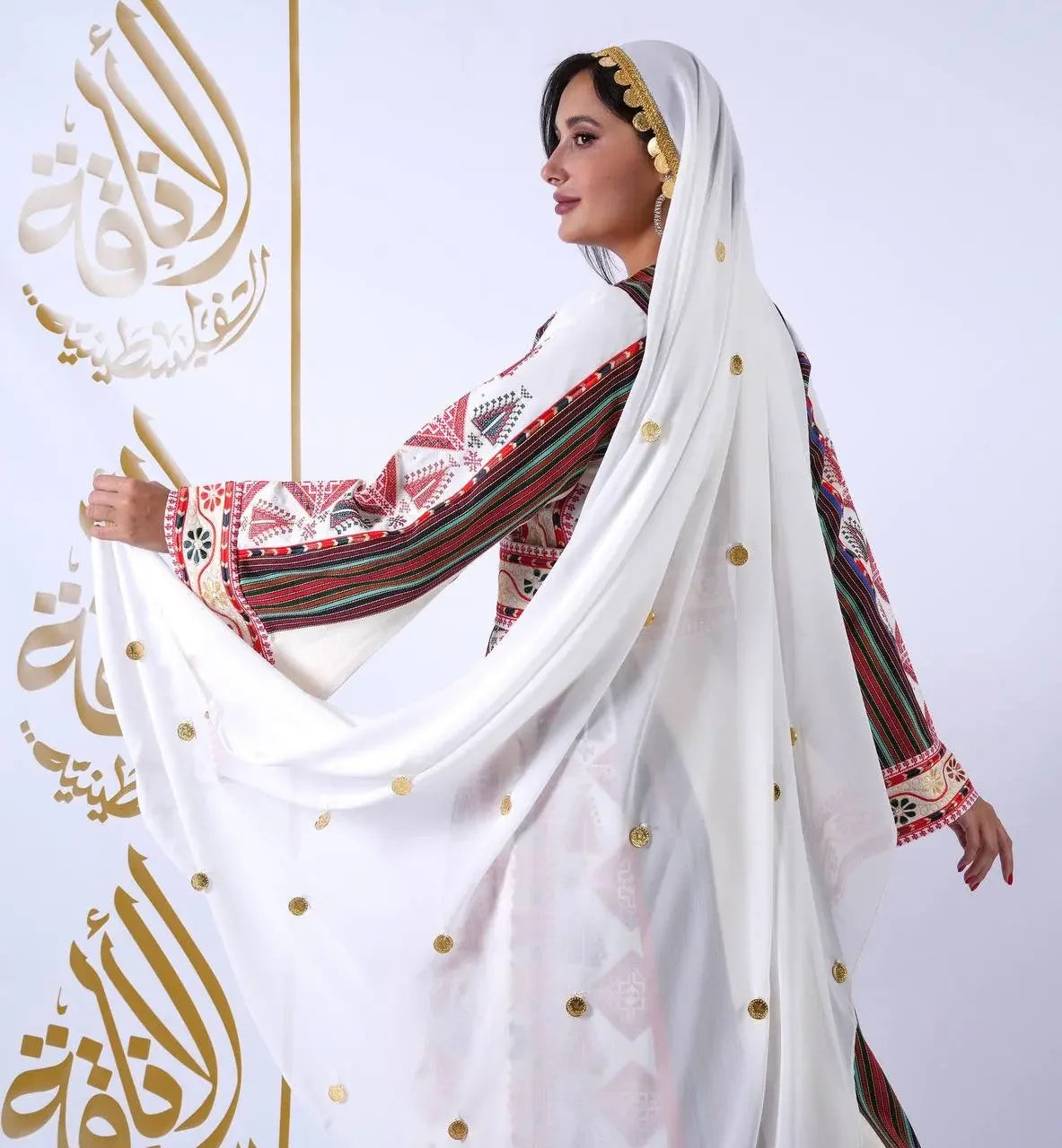 Trendy Majdlawi Thoub: Tradition Meets Modern Style Palestinian Elegance