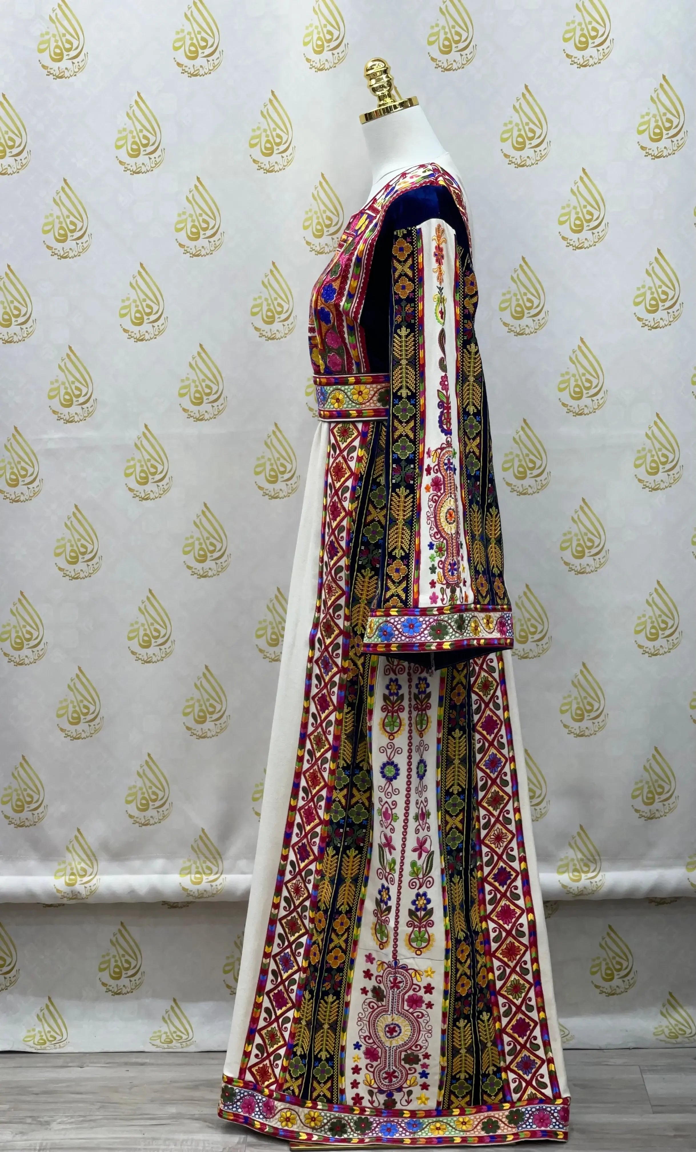 Embroidery Etamin Thoub: Ultimate Luxury and Sophistication Palestinian Elegance